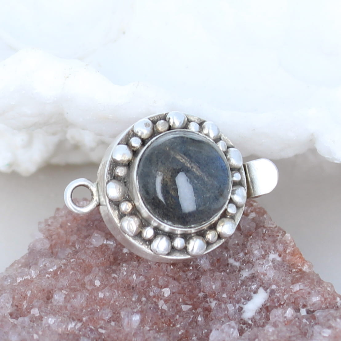 AAA Beautiful Labradorite Round Clasp 12mm Sterling Silver -NewWorldGems