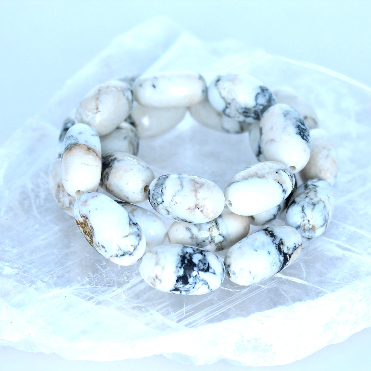 WHITE BUFFALO Turquoise Graduated Large Oval Beads Nevada 16"
