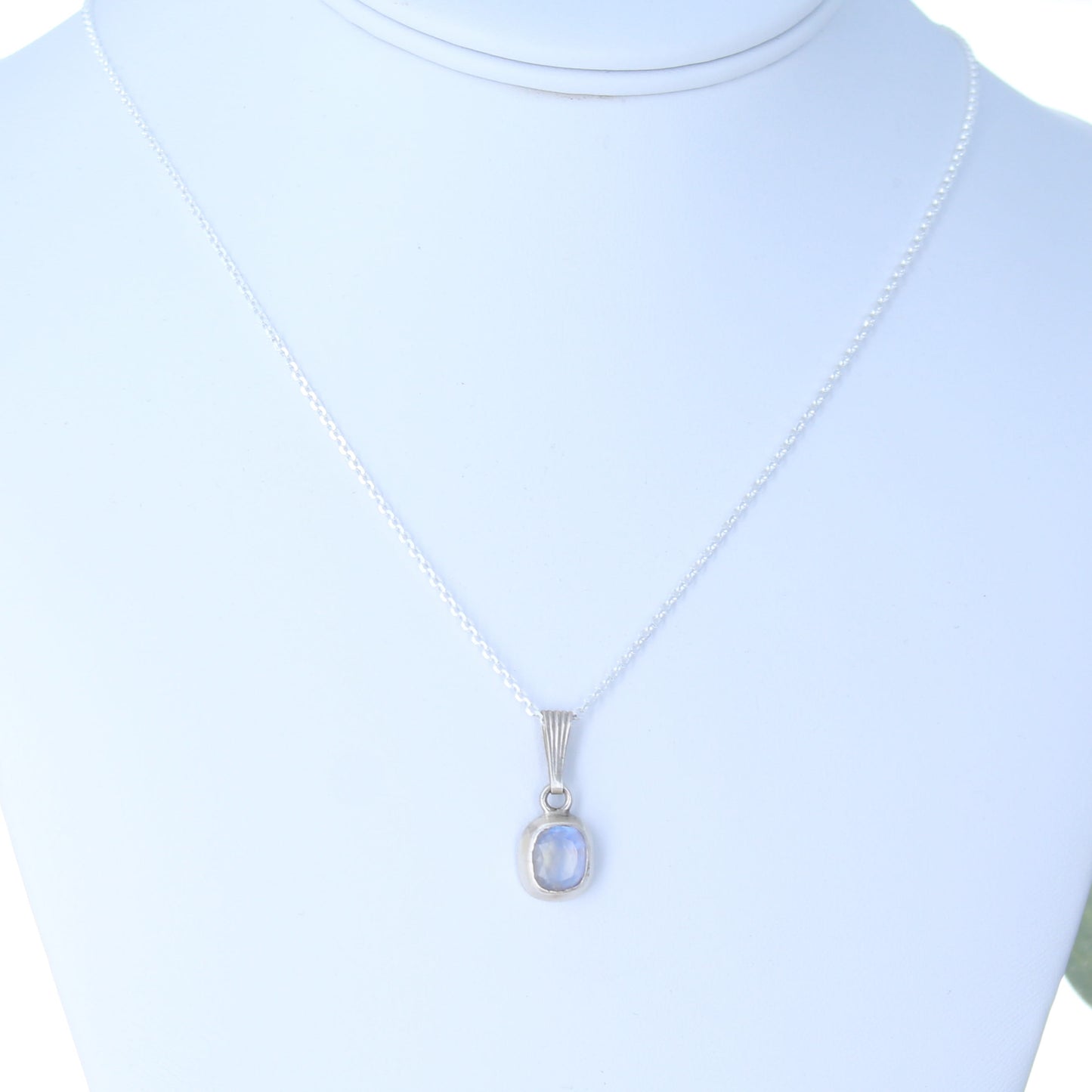 Leannas Blue Moonstone GEMSTONE PENDANT Charm Necklace Faceted 18"