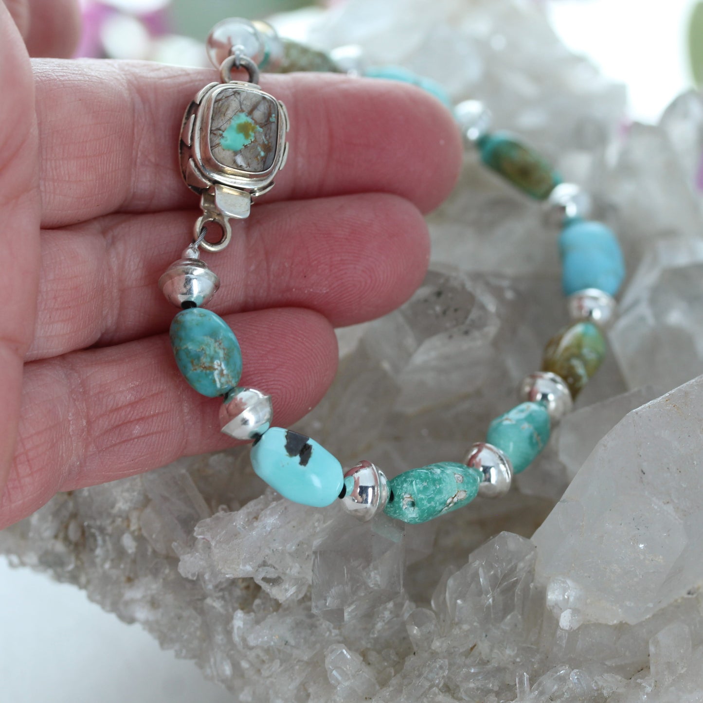 AAA Carico Lake Turquoise Bracelet Sterling Silver Navajo Pearls NewWorldGems