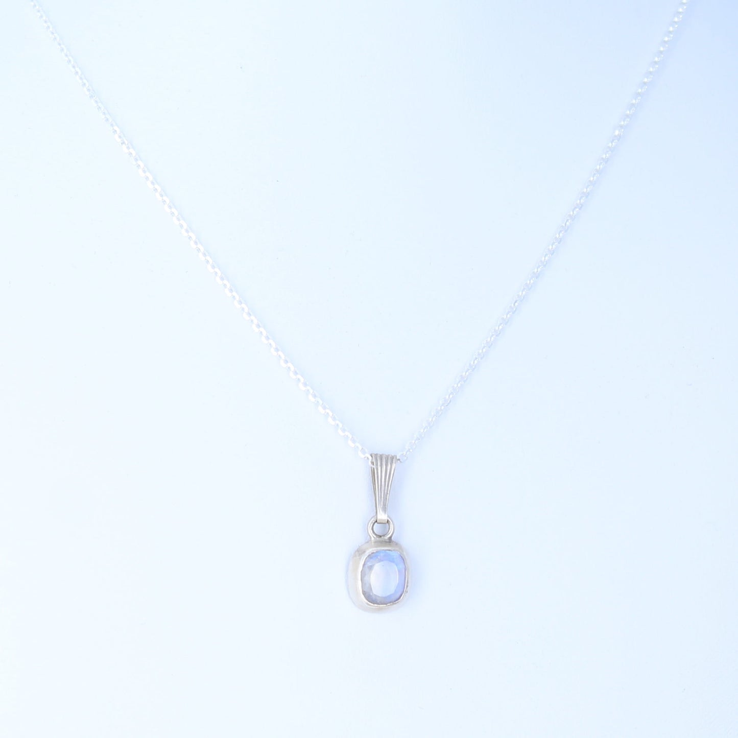 Leannas Blue Moonstone GEMSTONE PENDANT Charm Necklace Faceted 18"