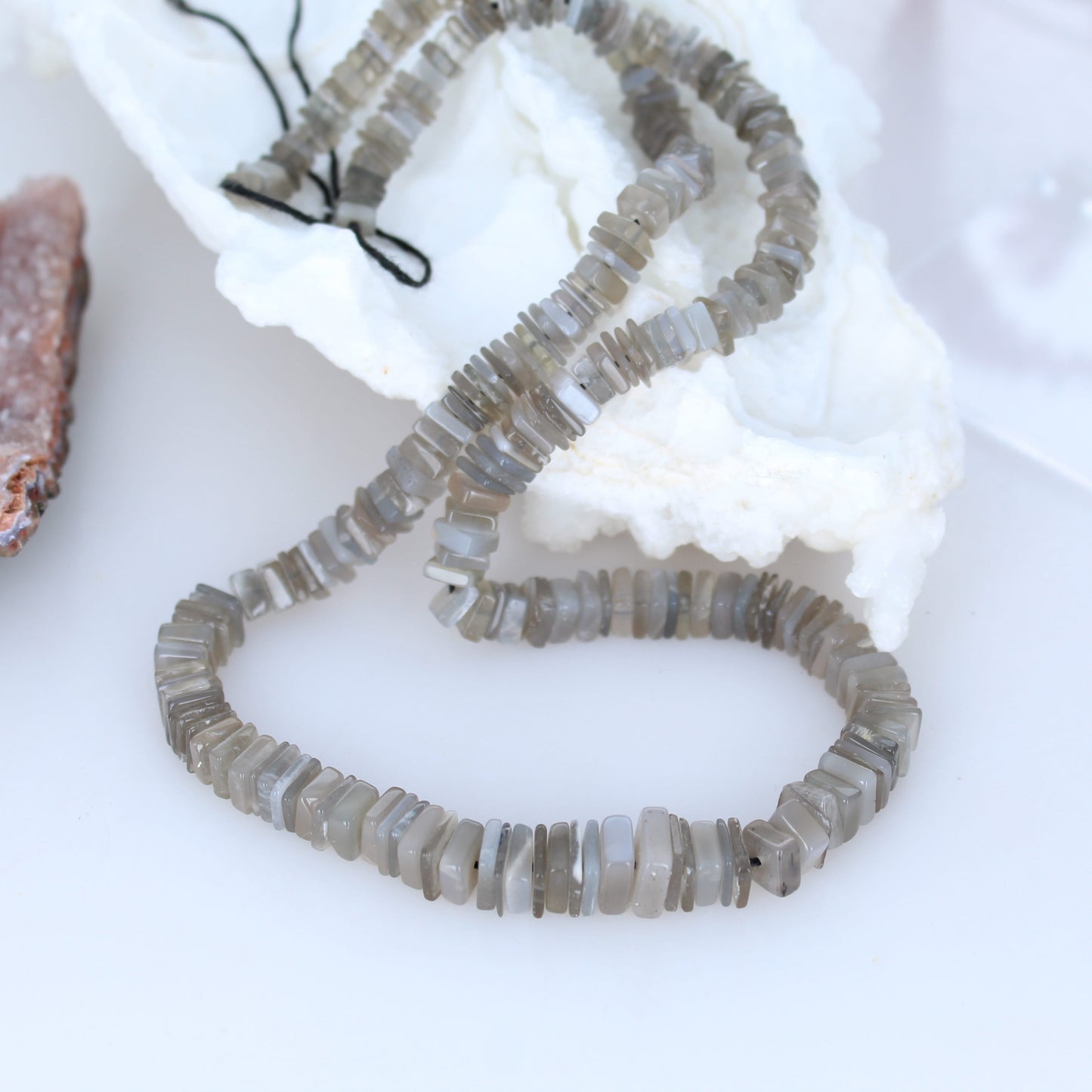 Silver Moonstone Square Cut Beads 4-7Mm 18" -NewWorldGems