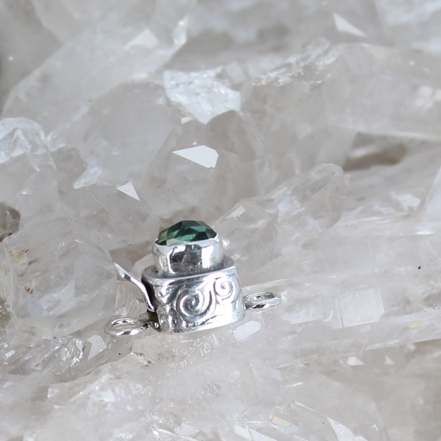 AAA Light Emerald Green Tourmaline Faceted Sterling Clasp Patterned Design