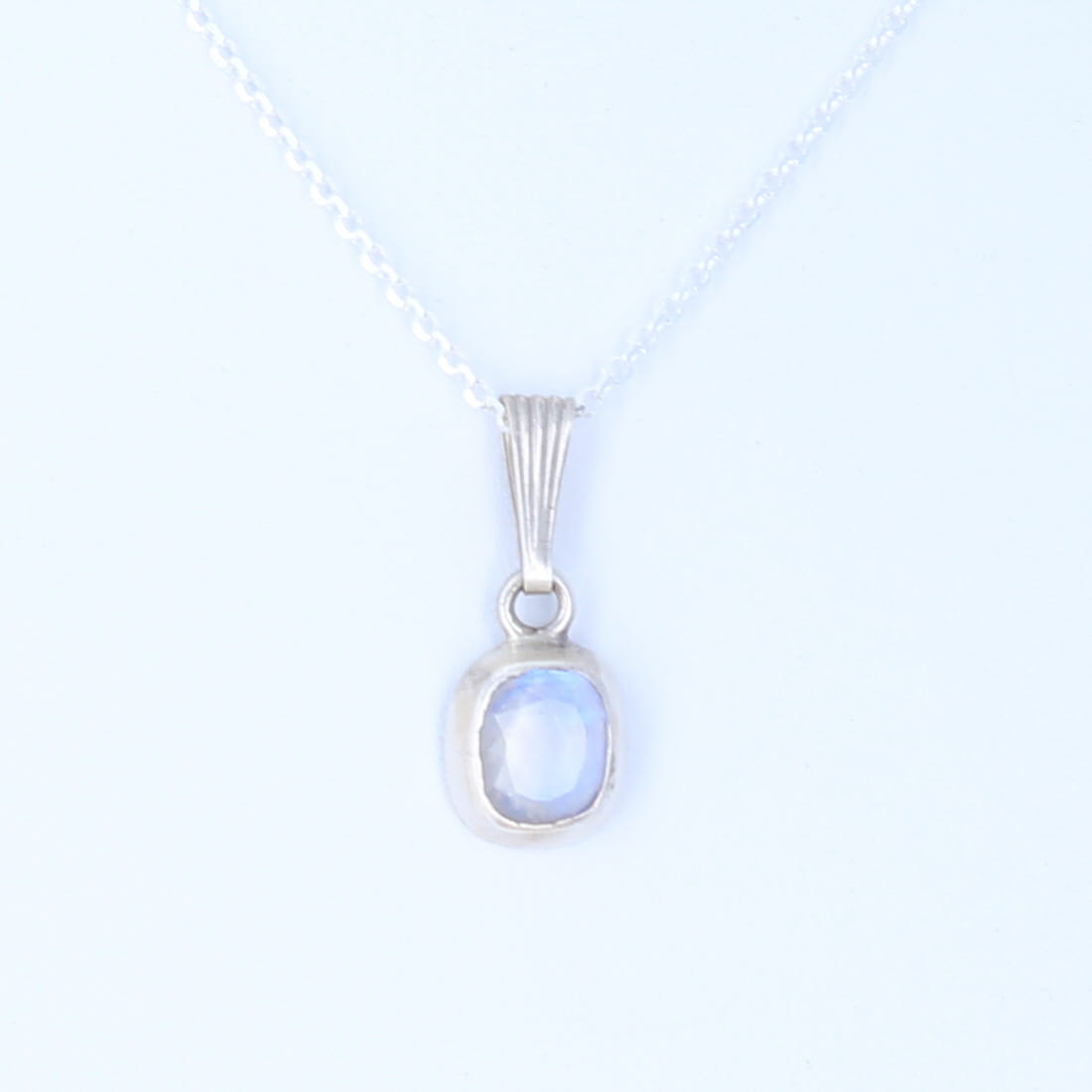 Leannas Blue Moonstone GEMSTONE PENDANT Charm Necklace Faceted 18"