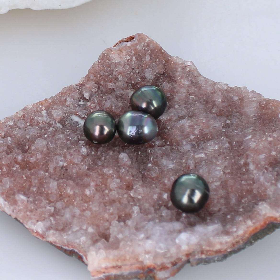 Black Rainbow Tahitian Pearl Drilled 4 Pieces -NewWorldGems