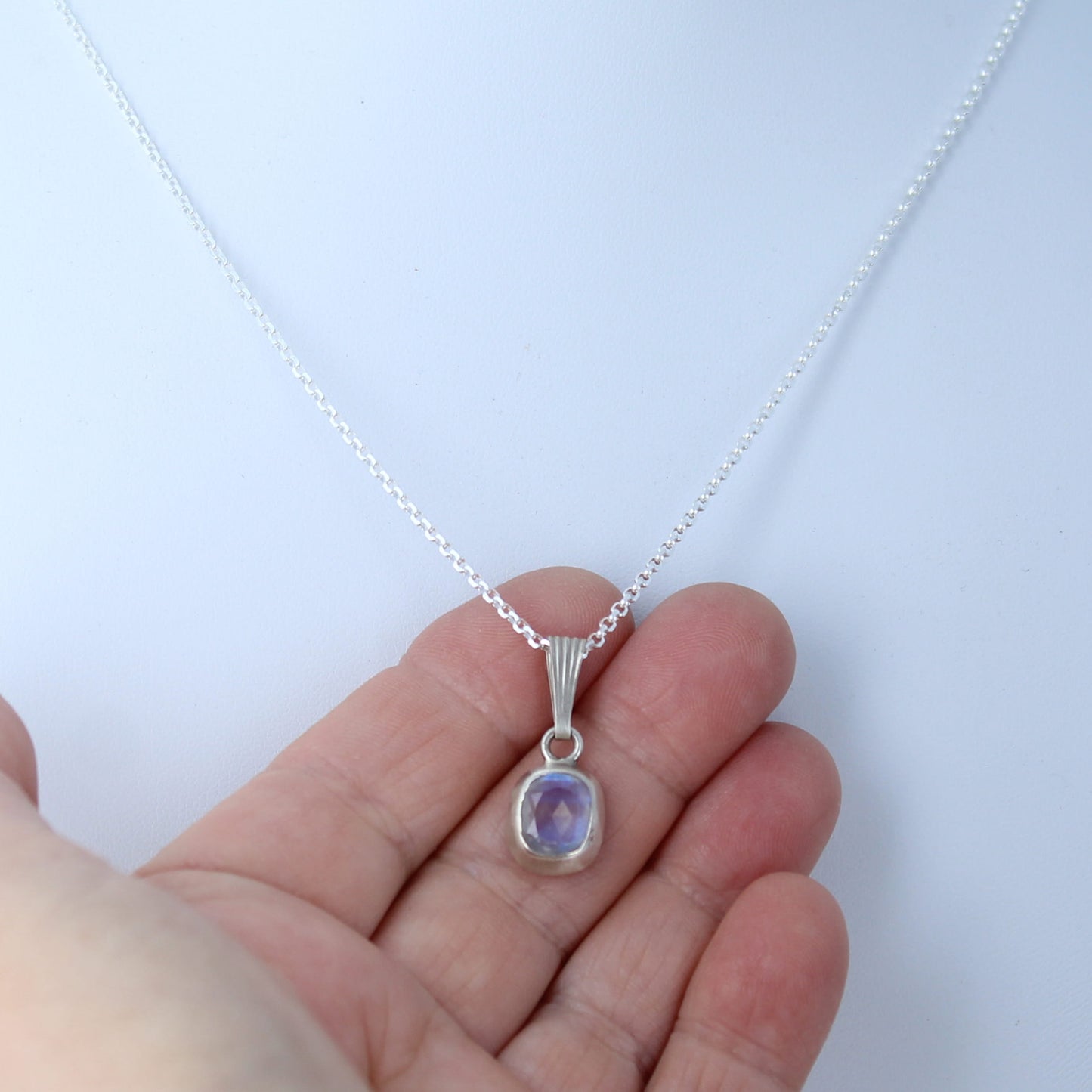 Leannas Blue Moonstone GEMSTONE PENDANT Charm Necklace Faceted 18"