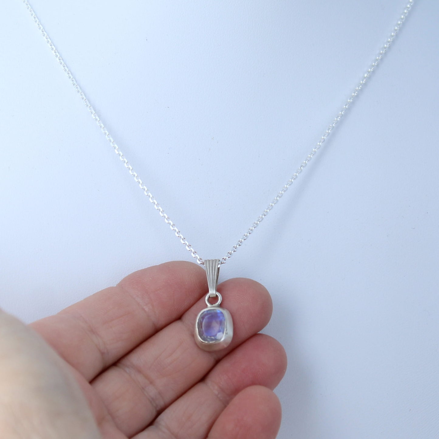 Leannas Blue Moonstone GEMSTONE PENDANT Charm Necklace Faceted 18"