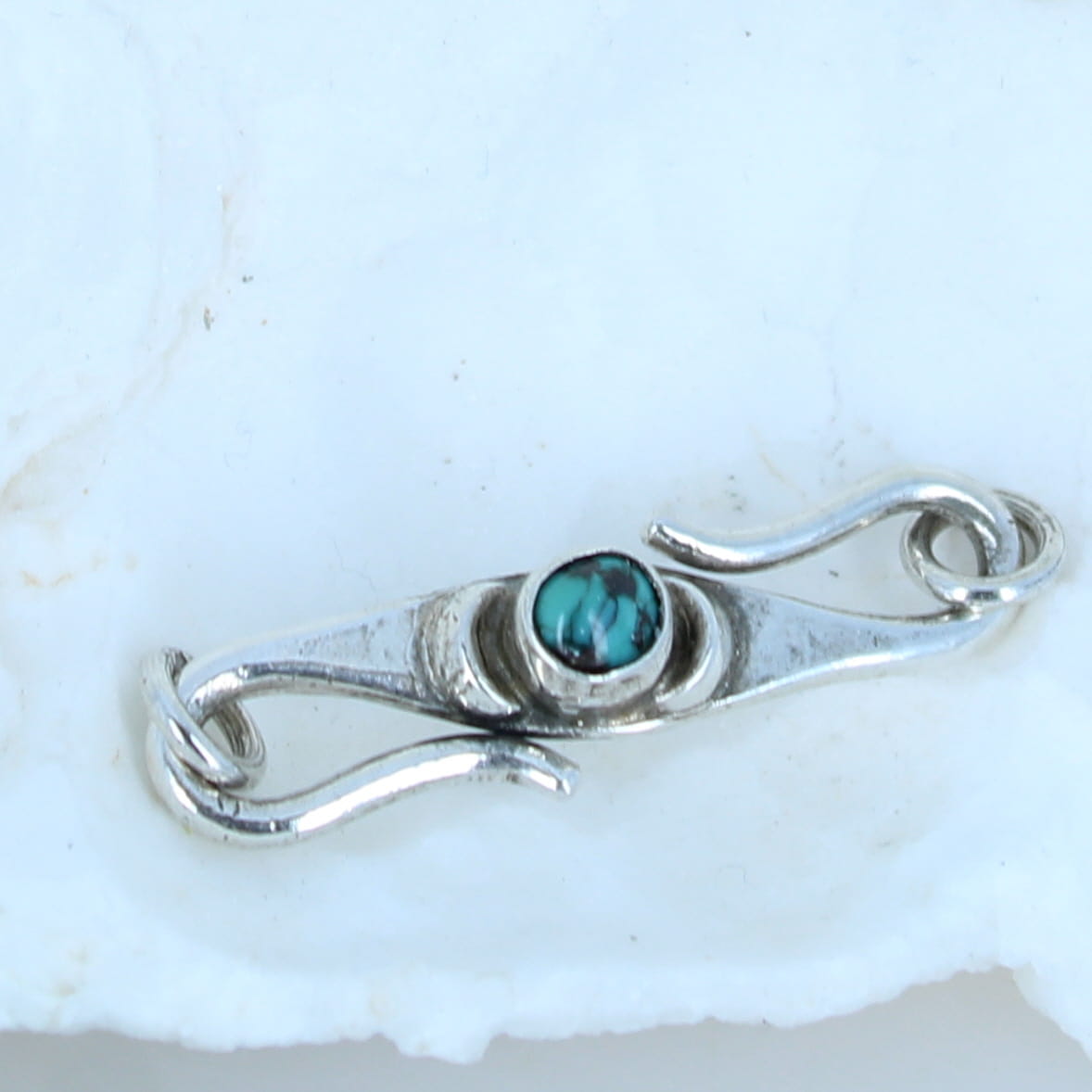 Carico Lake Sterling Double S Shaped Clasp