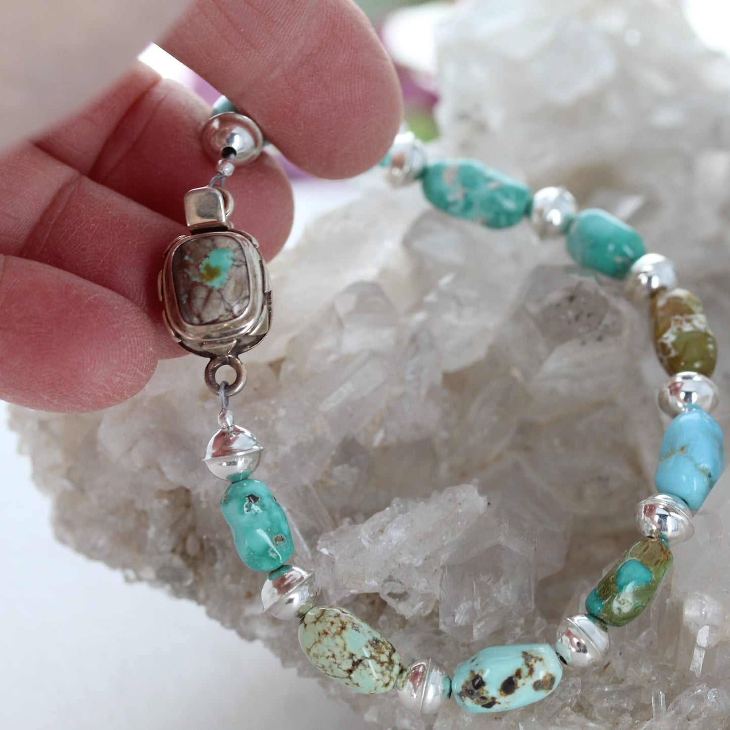 AAA Carico Lake Turquoise Bracelet Sterling Silver Navajo Pearls NewWorldGems