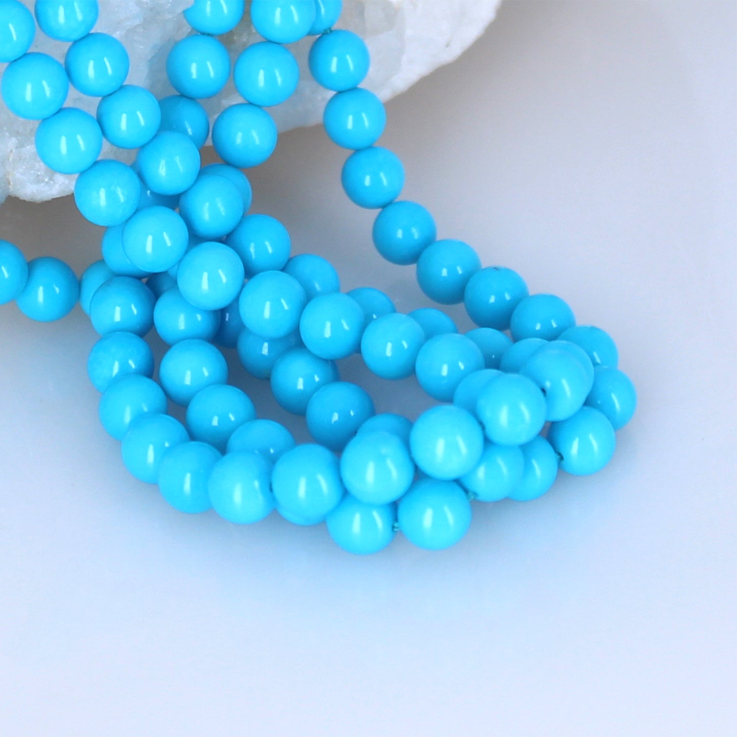 AAA SLEEPING Beauty Turquoise Beads Round 4.8-5.3mm 16" -NewWorldGems