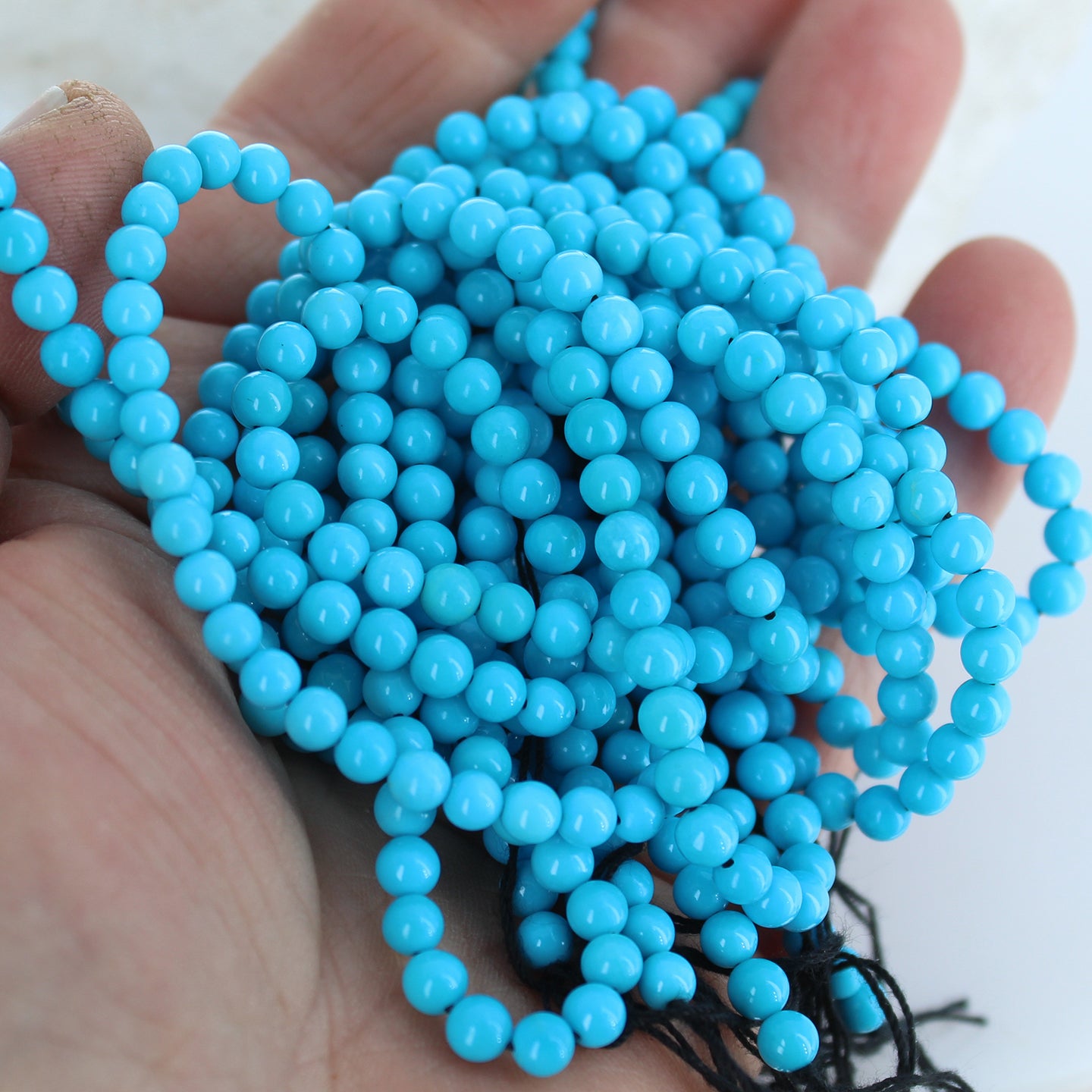 AAA SLEEPING Beauty Turquoise Beads Round 4.5mm 18" -NewWorldGems