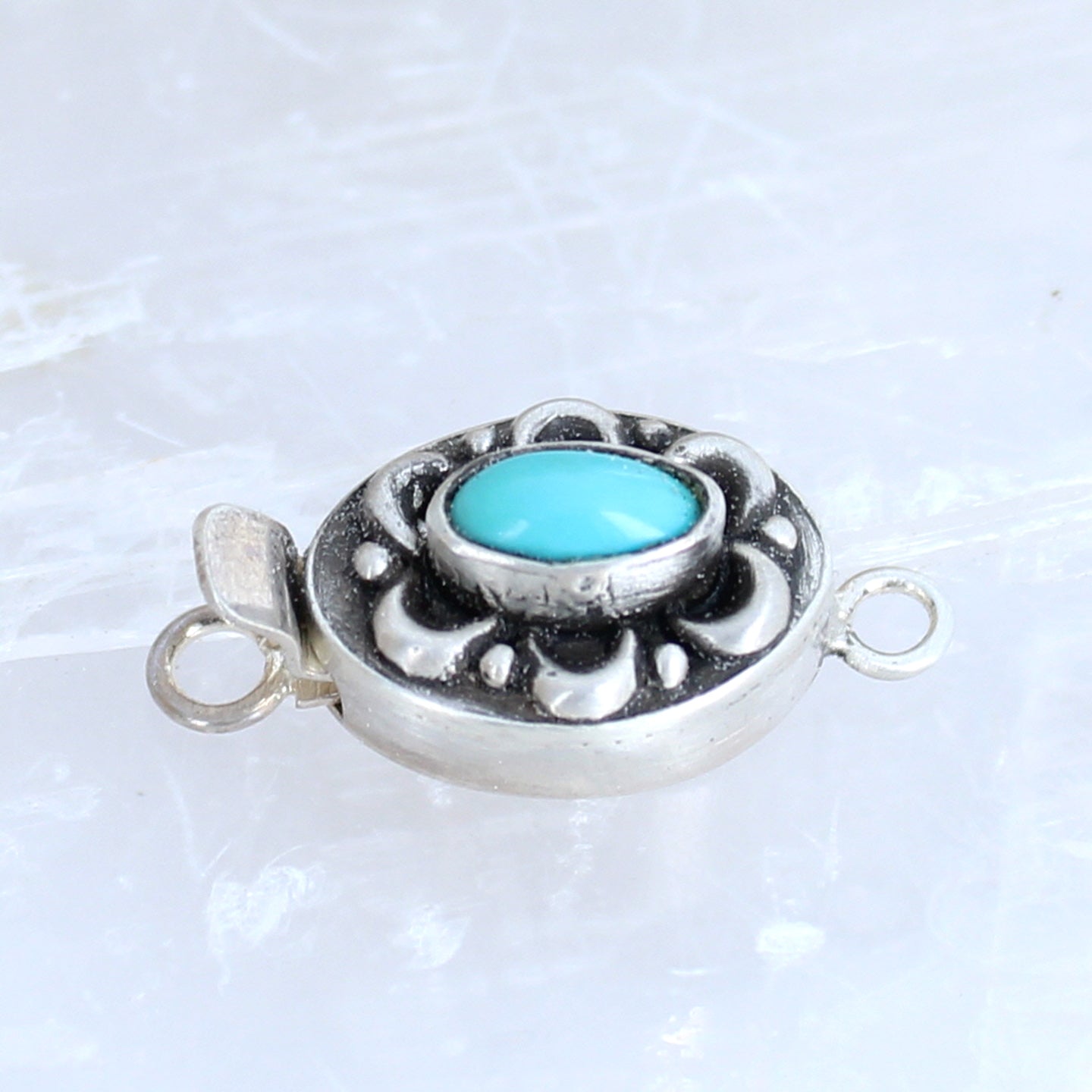 Sterling Moons Robins Egg Blue Campitos Turquoise Clasp -NewWorldGems