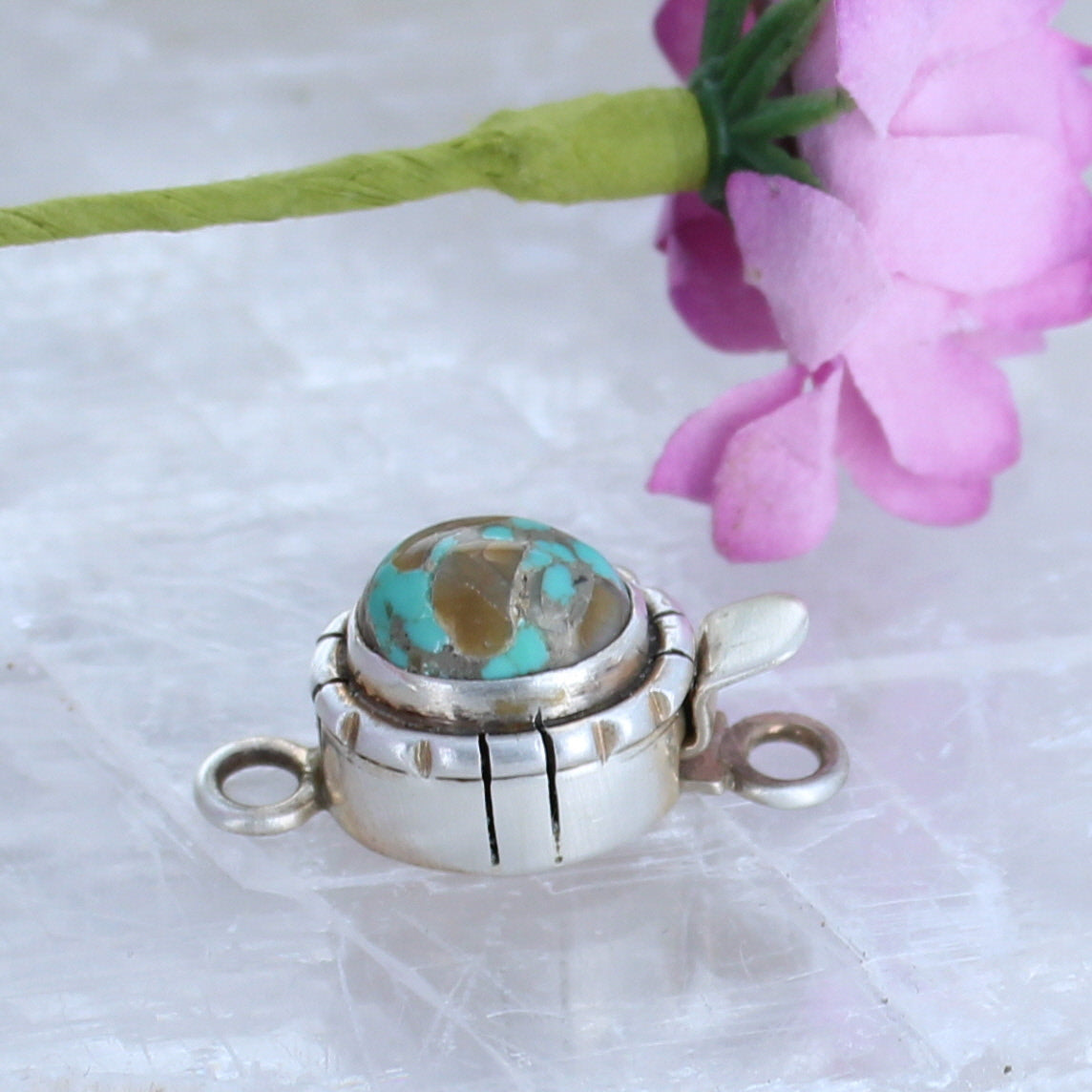 Carico Lake Turquoise Clasp 8X10mm Southwest Aqua Golden -NewWorldGems