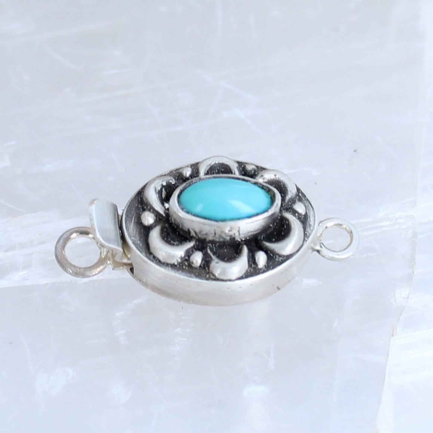 Sterling Moons Robins Egg Blue Campitos Turquoise Clasp -NewWorldGems