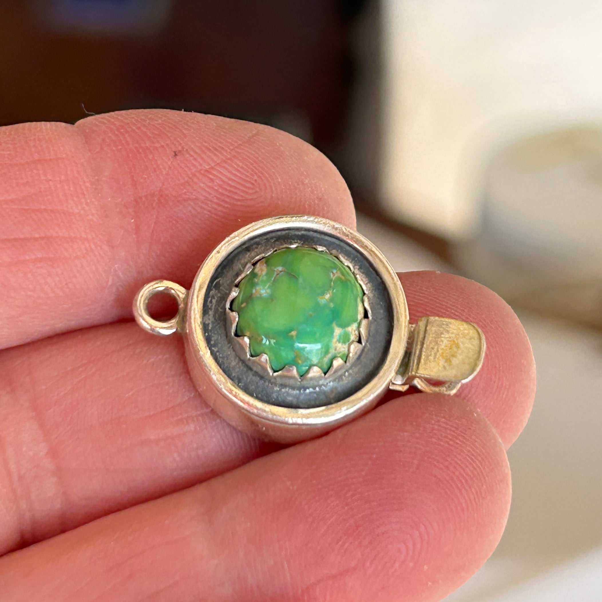 AAA Emerald Valley Turquoise Clasp Sterling Silver Southwestern Design 10.5mm