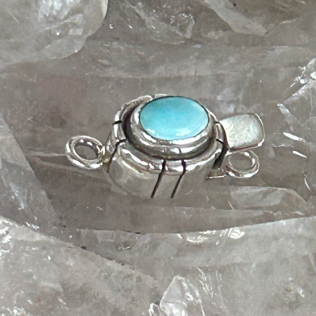 AAA Gem Grade Sky Blue LONE MOUNTAIN Turquoise Clasp Sterling Silver 6x8mm