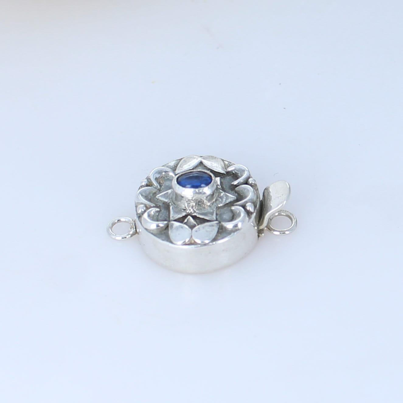 Blue Sapphire Clasp Moon Lotus Oval Sterling Silver 6x4mm -NewWorldGems