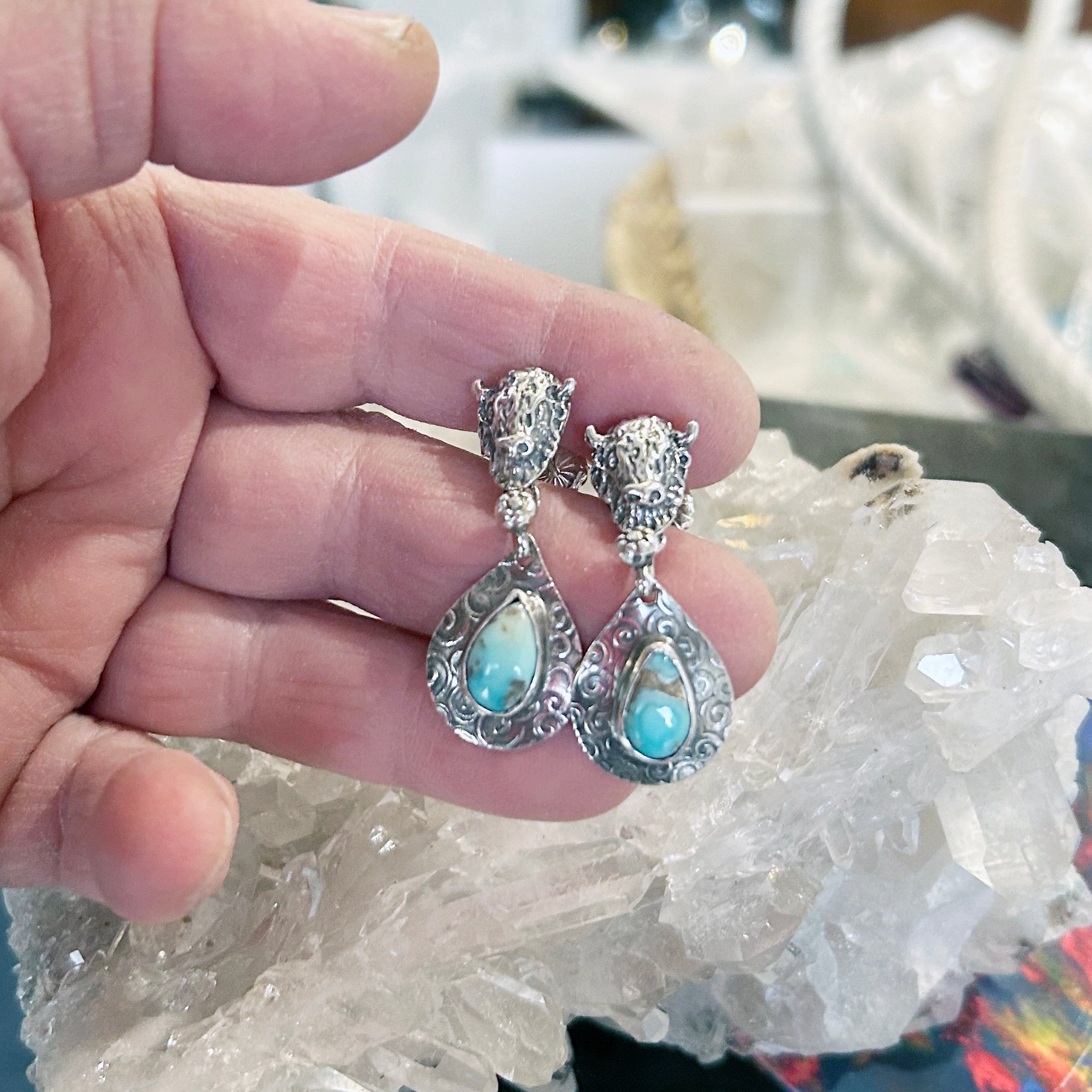 DRY CREEK TURQUOISE Earrings Buffalo Head Southwest Rare American Turquoise