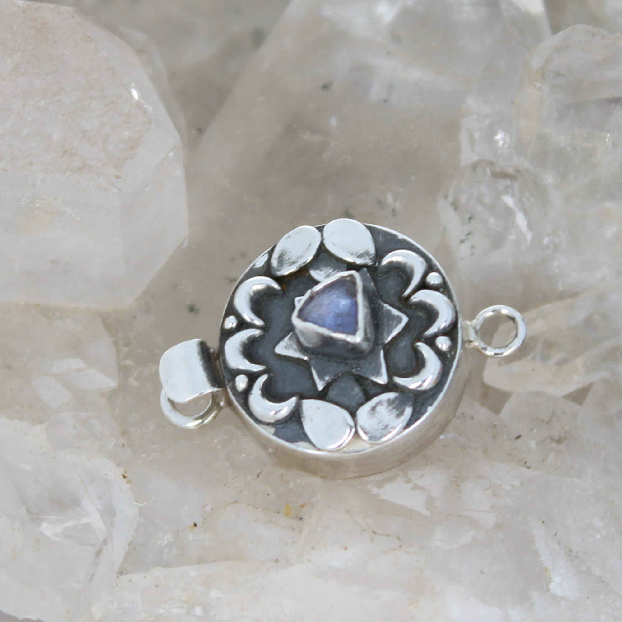 AAA Faceted Lilac Tanzanite Sterling Silver Clasp Triangle Cut