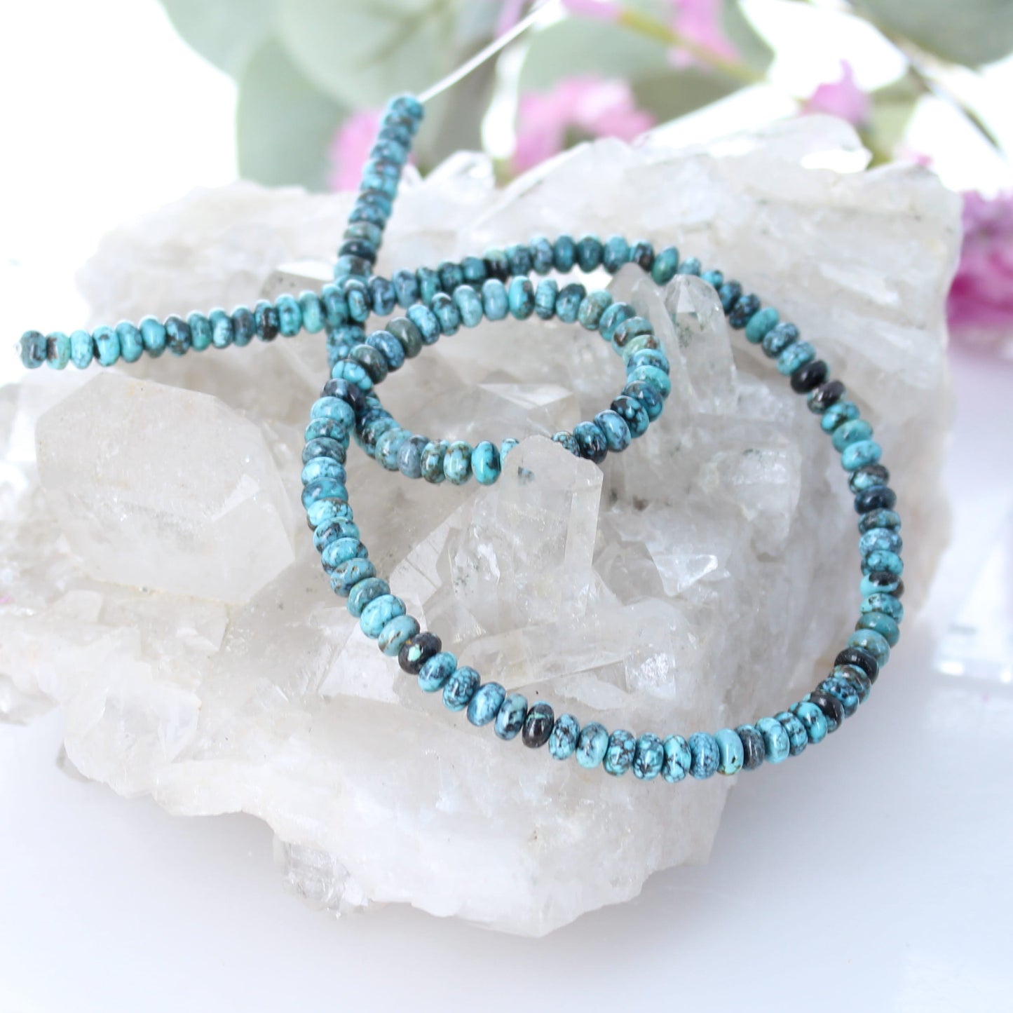 Hubei TURQUOISE BEADS Rondelles 5.3mm Steel Blue Matrix