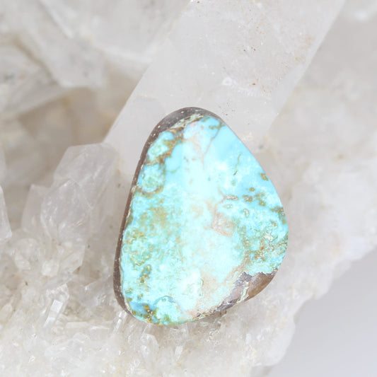 KINGMAN TURQUOISE CABOCHON 22x21mm