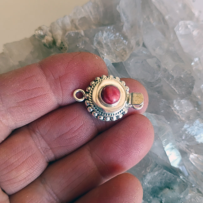 DEEP RED Spiny Oyster Clasp Sterling Round 6mm NewWorldGems