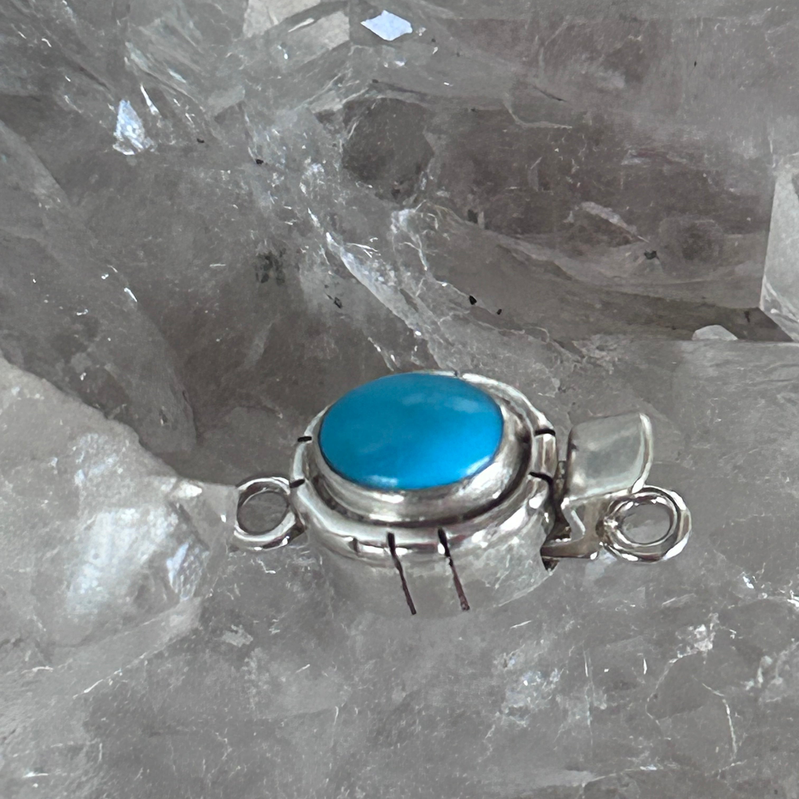 AAA Blue Sleeping Beauty Turquoise Clasp Oval 7x9mm Southwestern Design