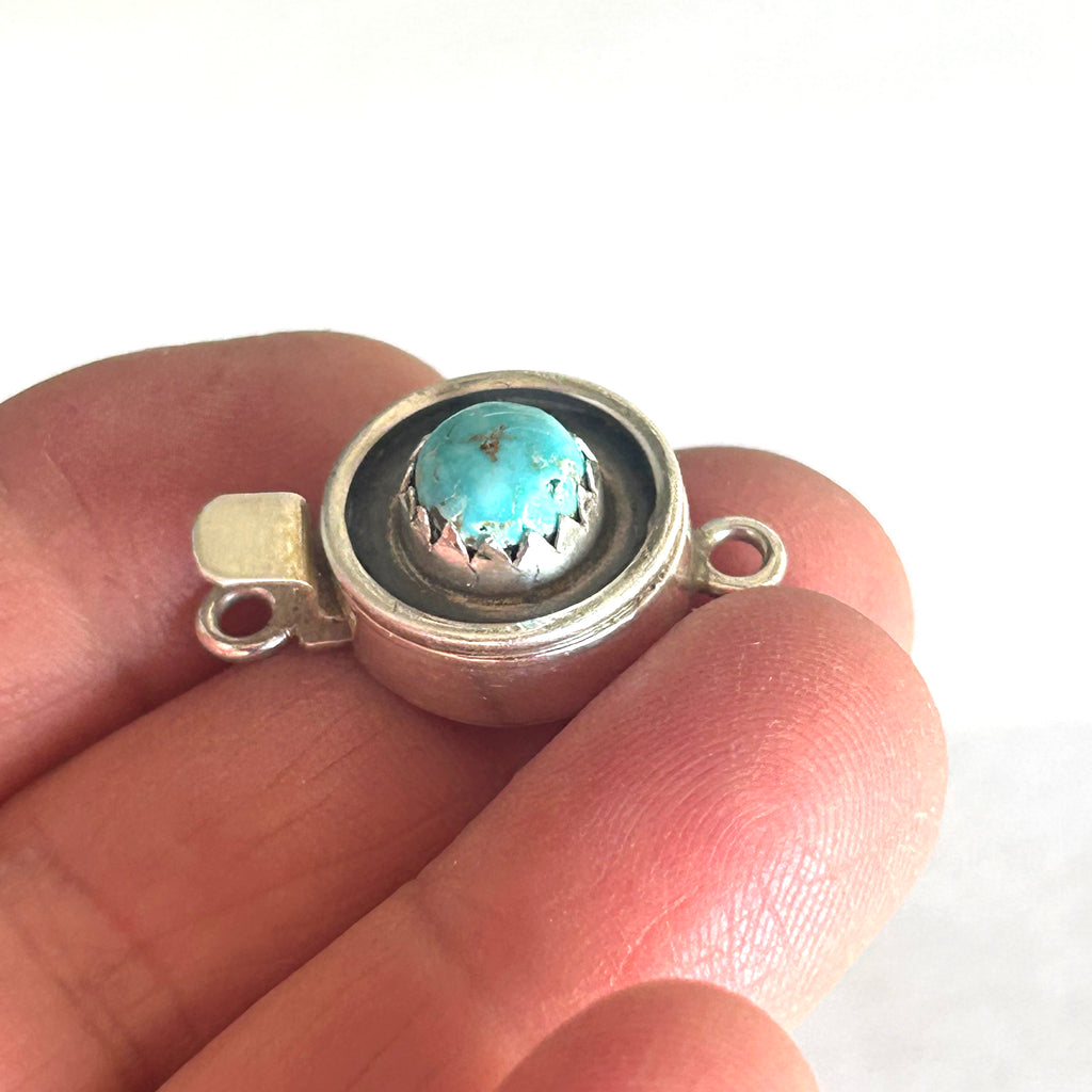 AAA DRY CREEK Turquoise Clasp Sky Blue Serrated Design Southwest 8.5mm