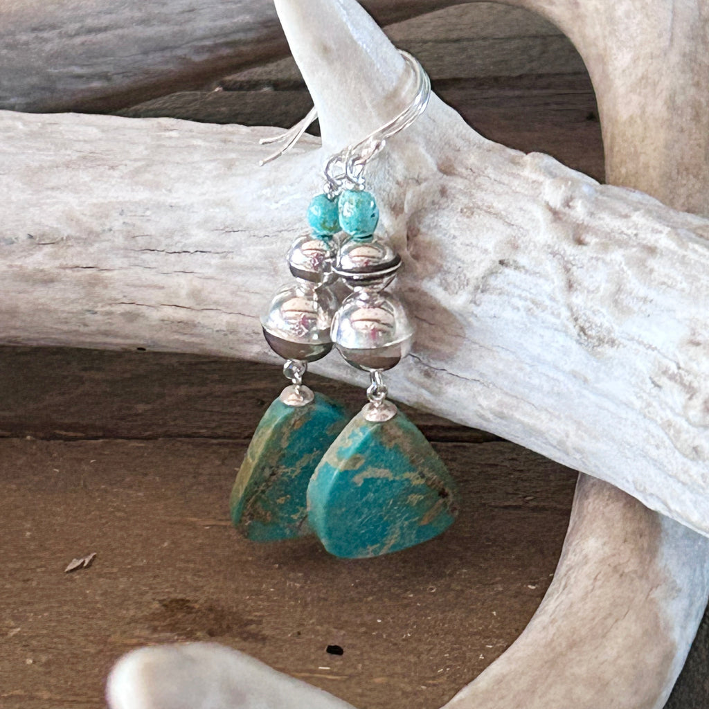 AAA Elisa Turquoise and Navajo Benchmade Pearls Earrings Sterling Silver