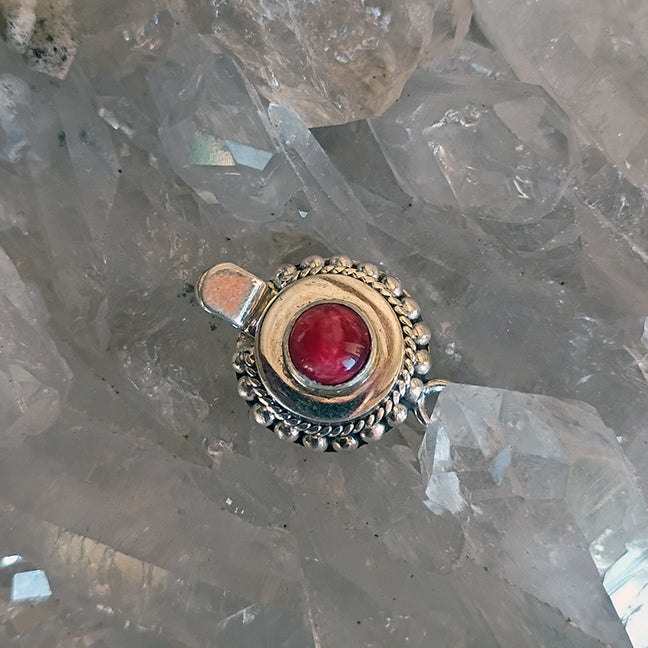 DEEP RED Spiny Oyster Clasp Sterling Round 6mm NewWorldGems