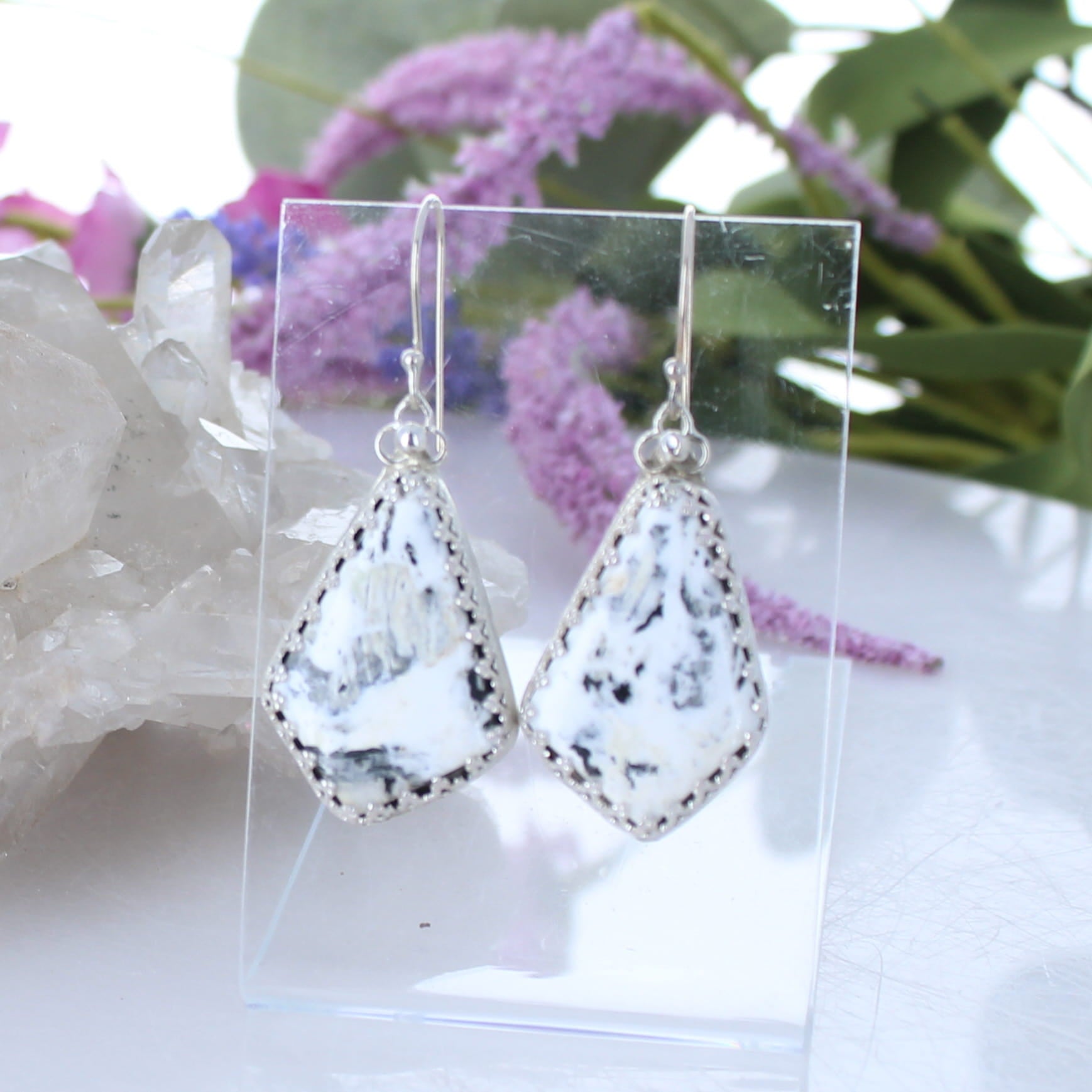 Elegant WHITE BUFFALO Turquoise Earrings Sterling Kite Shaped