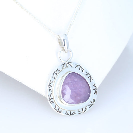 Gorgeous Pink Sapphire Sterling Silver Necklace Pendant Faceted