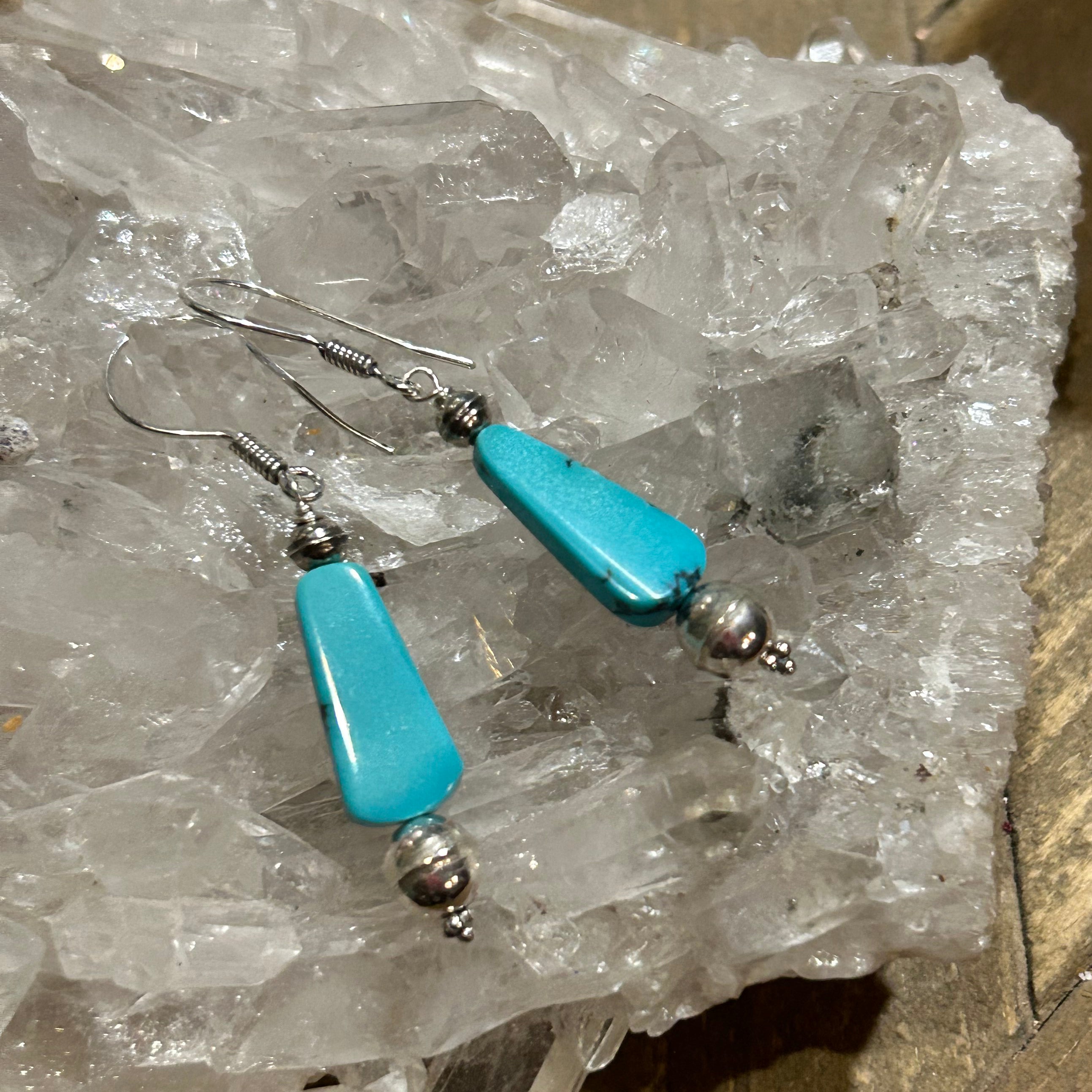 Kingman Turquoise Benchmade Navajo Pearl Earrings Sterling Teardrops Southwestern