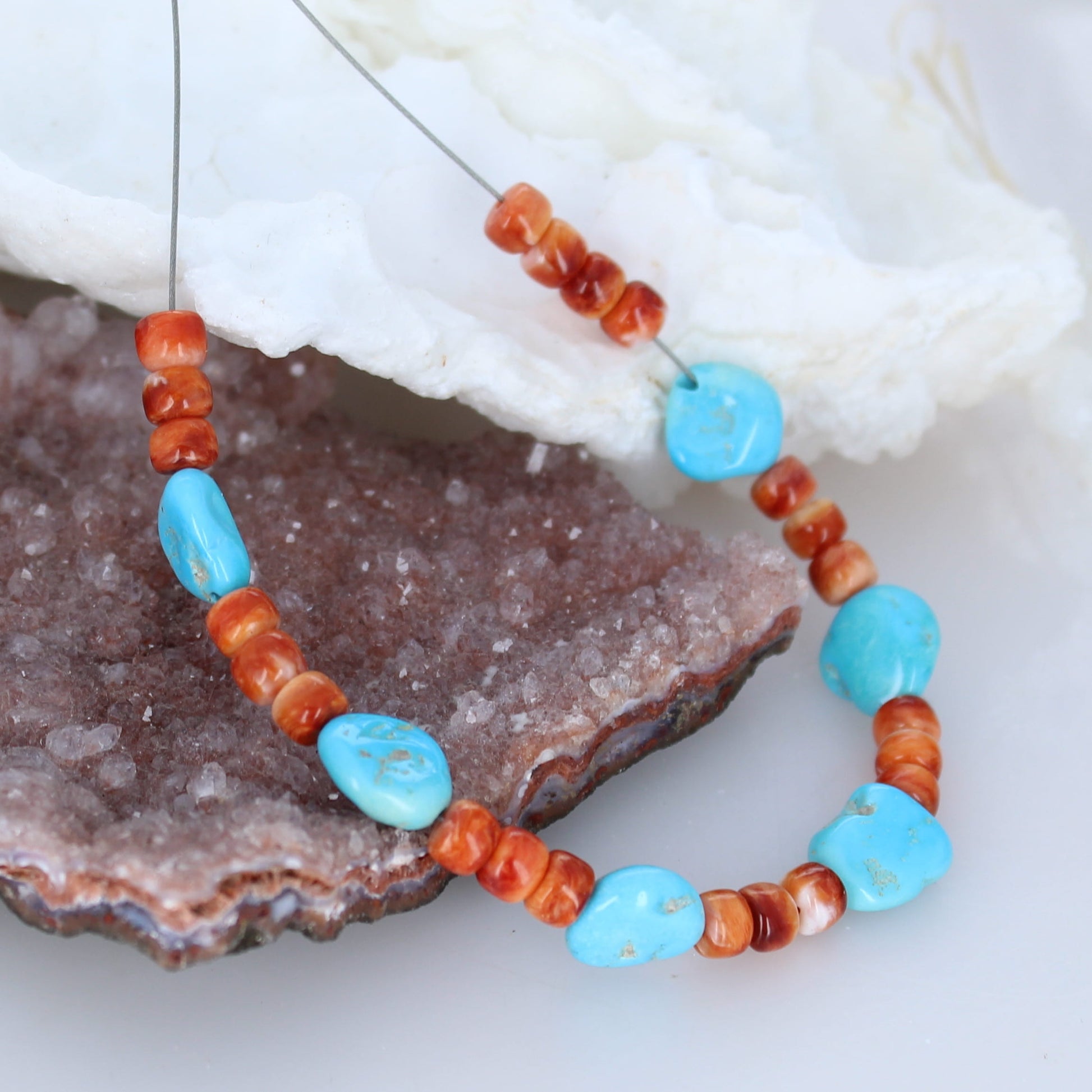 Castle Dome Turquoise and Spiny Oyster Pueblo Beads 6" -NewWorldGems