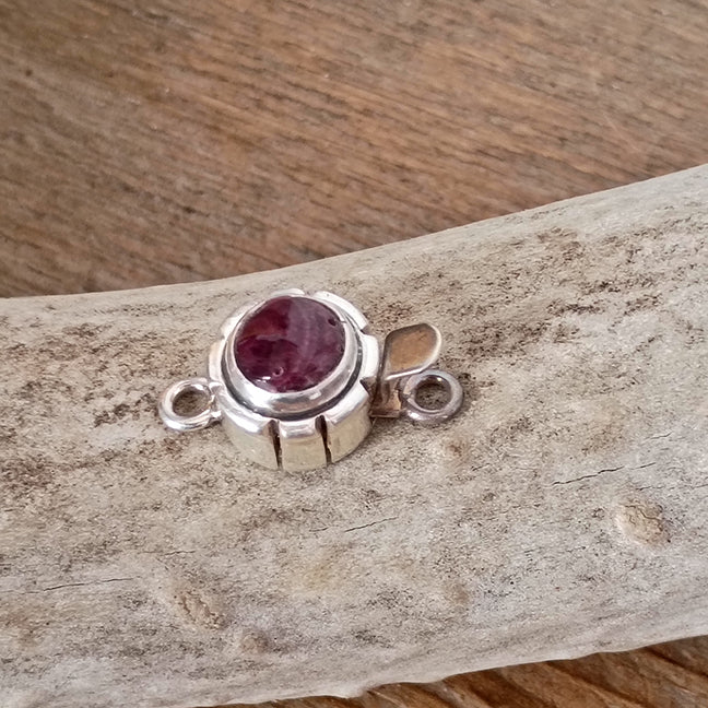 Deep Purple Spiny Oyster Clasp 8mm Round Southwestern Design Sterling