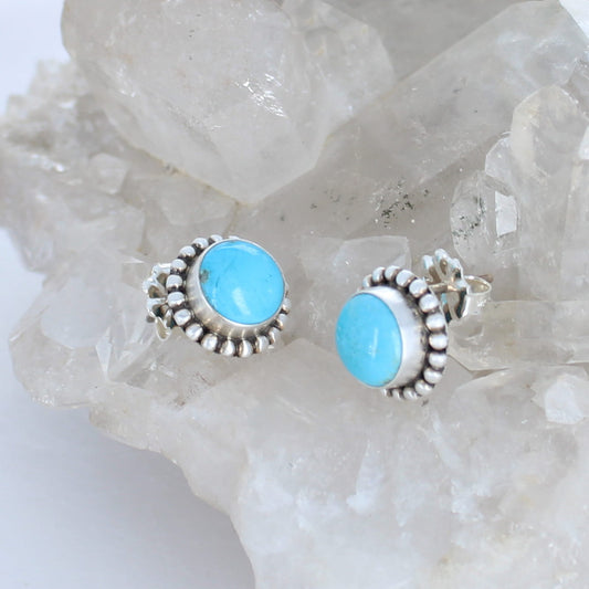 Kingman Turquoise Earrings Round 9.5mm Post Style