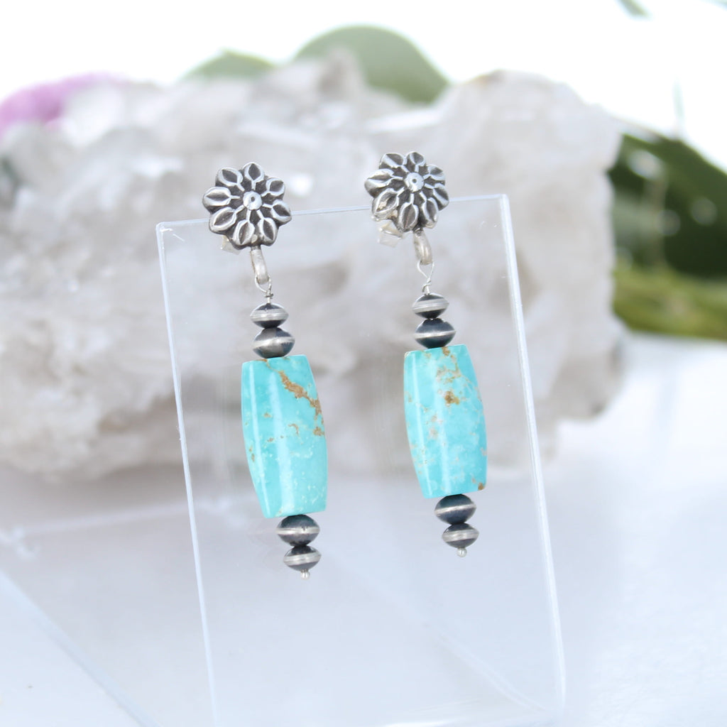 Carico Lake Turquoise Sterling Silver Navajo Pearl Earrings