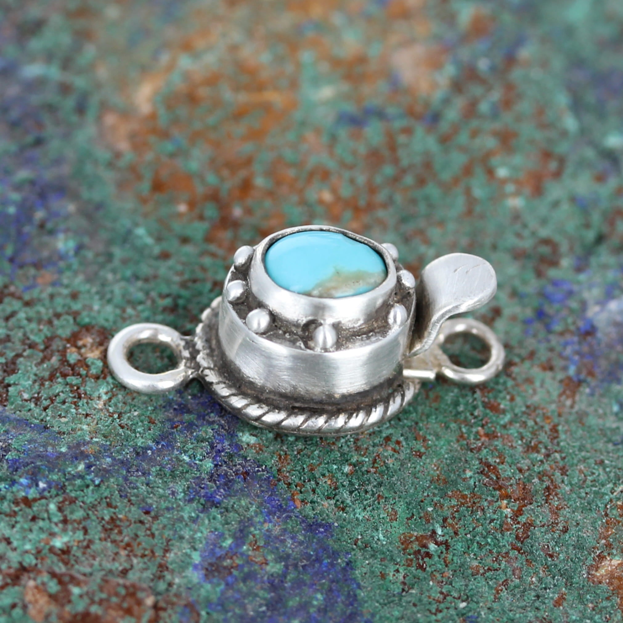 KINGMAN TURQUOISE Matrix 6x8mm Oval Sterling Clasp Southwestern Style