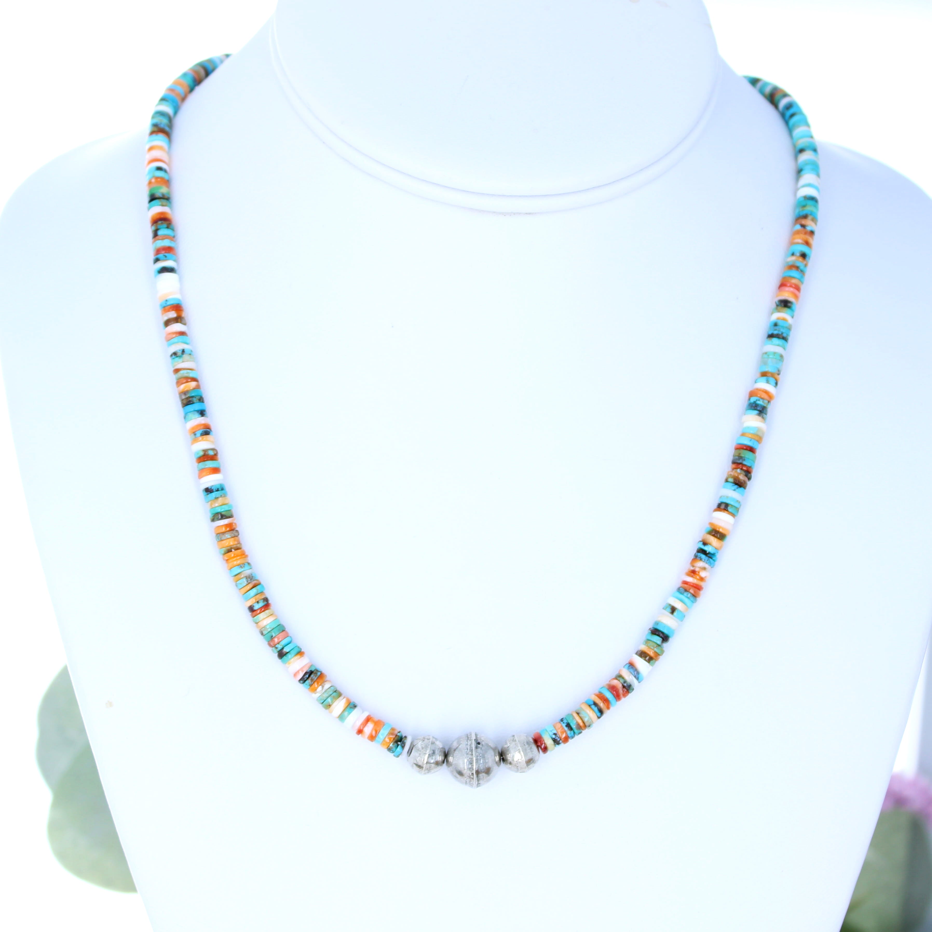 Spiny Oyster Turquoise Necklace Sterling Pueblo Beads 19"