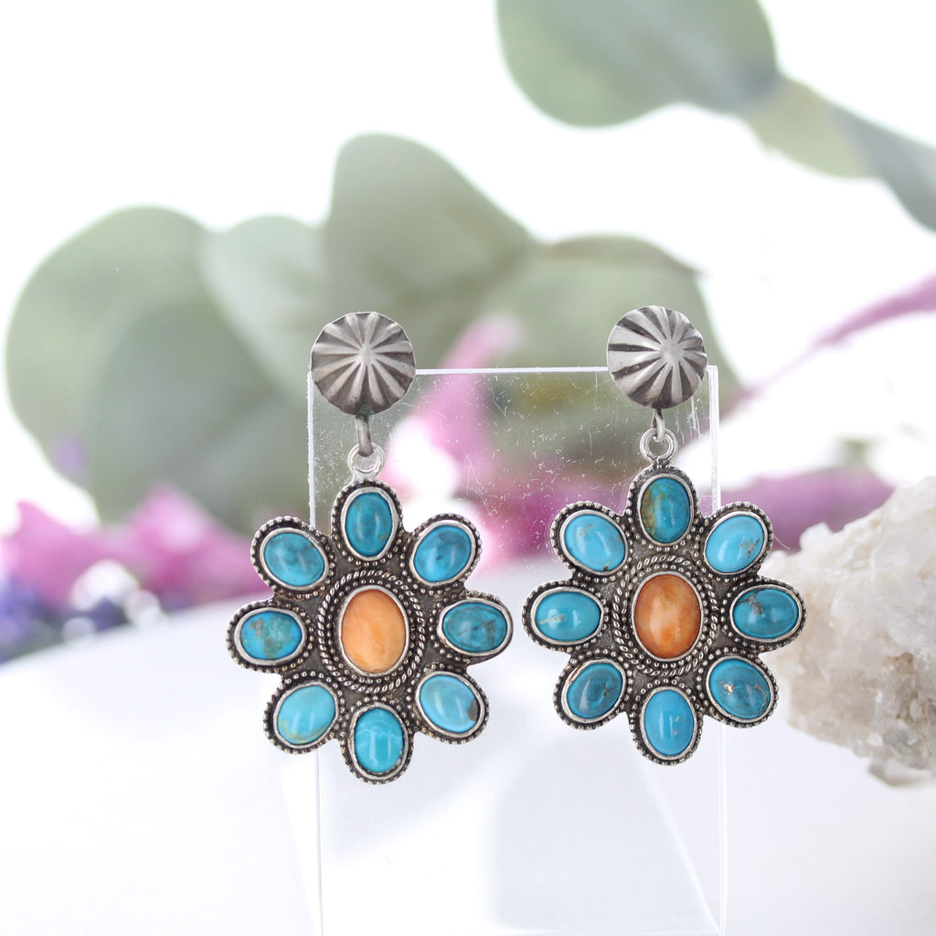 Kingman Turquoise and Spiny Oyster Flower Earrings Southwest 9 Stones
