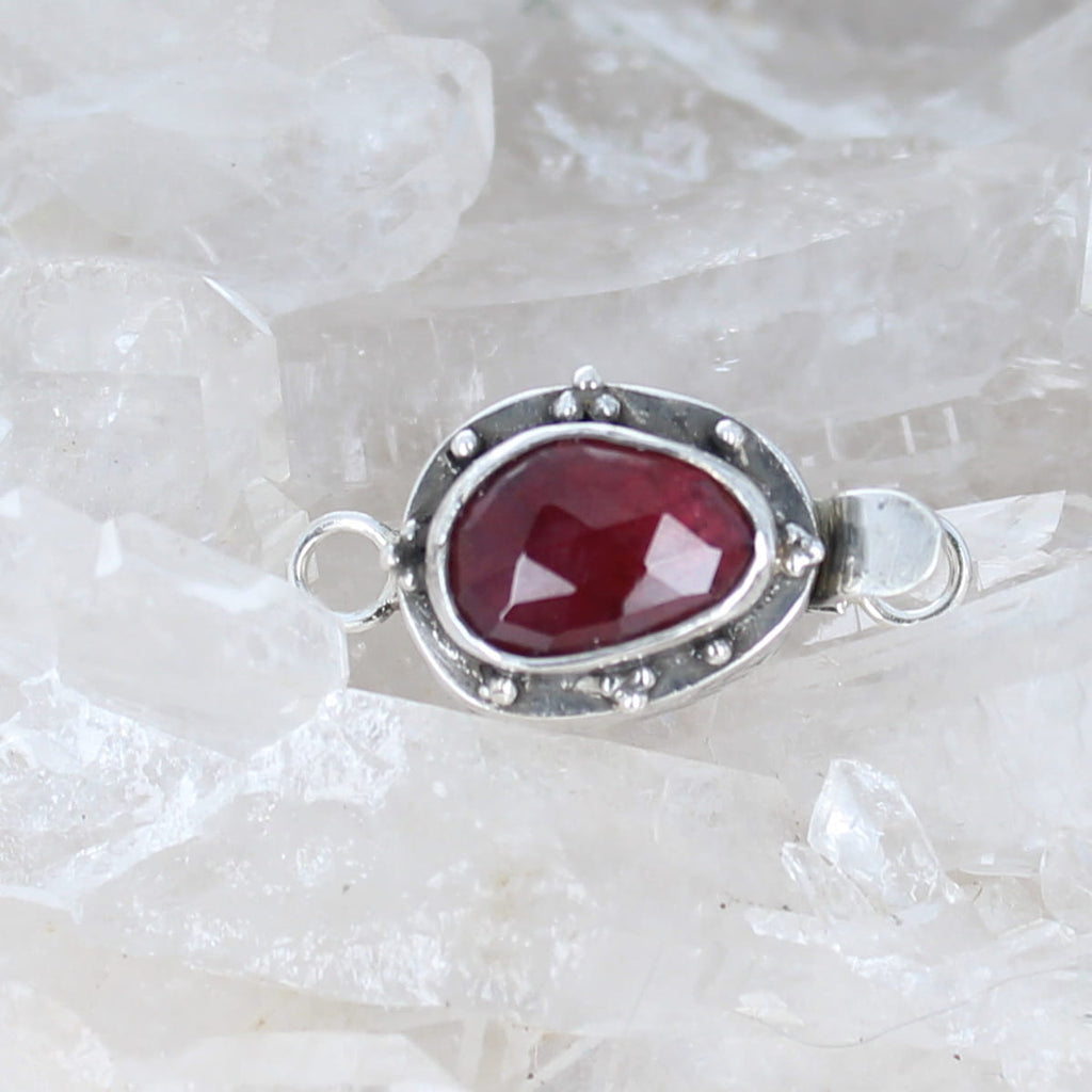 AAA Faceted Garnet Clasp Ball Design 11x8mm