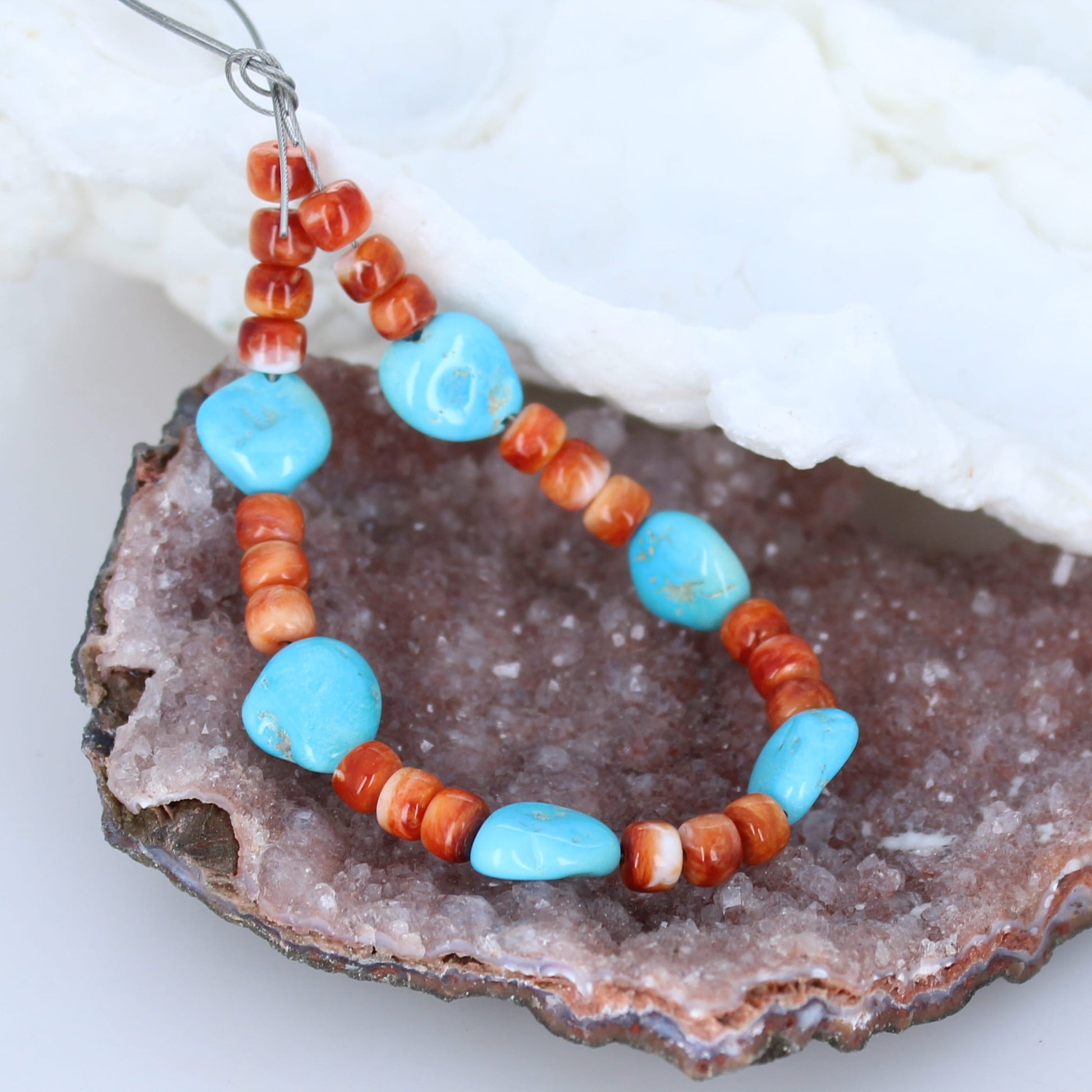 Castle Dome Turquoise and Spiny Oyster Pueblo Beads 6" -NewWorldGems