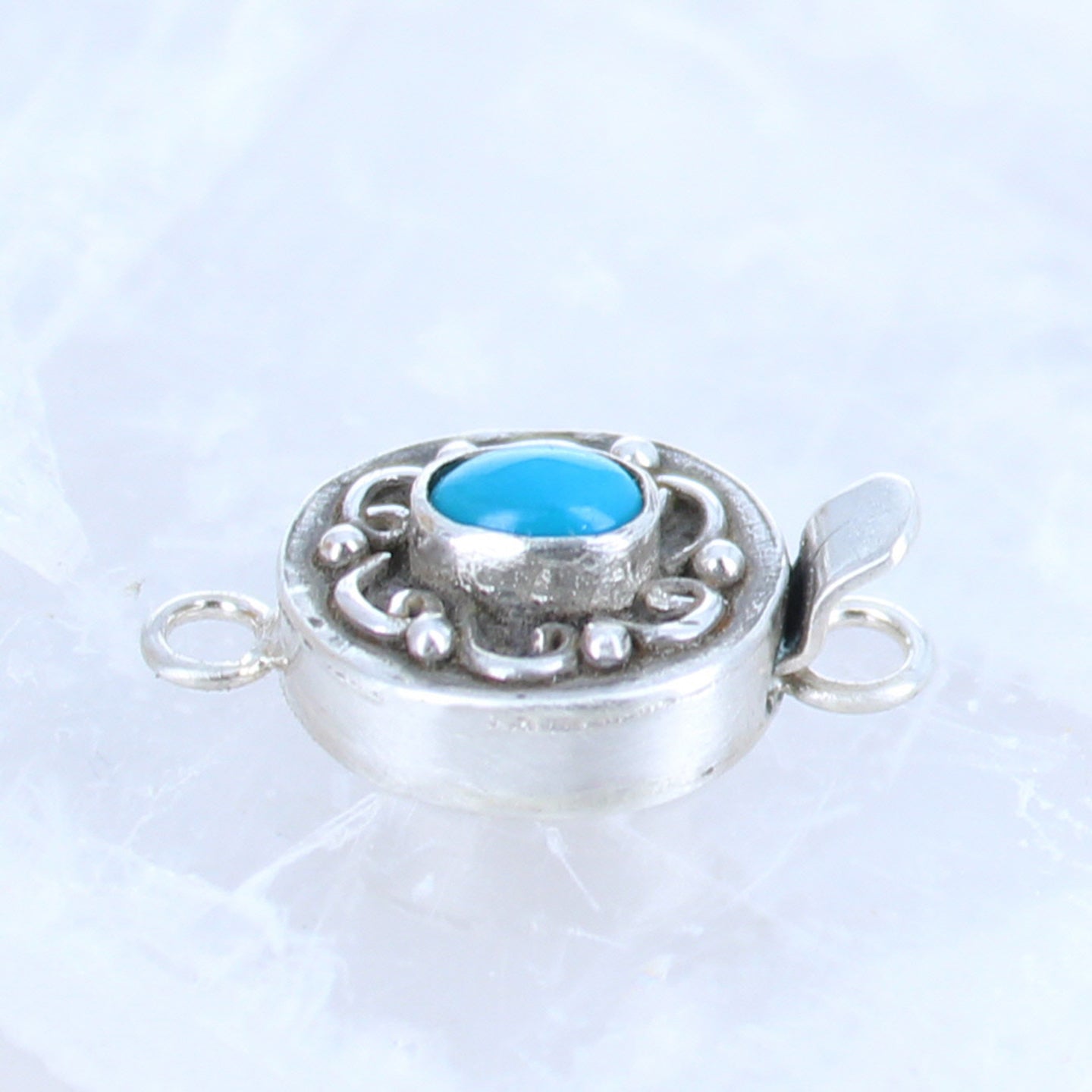 Sleeping Beauty Turquoise Clasp Sky Blue Wire Design Oval -NewWorldGems