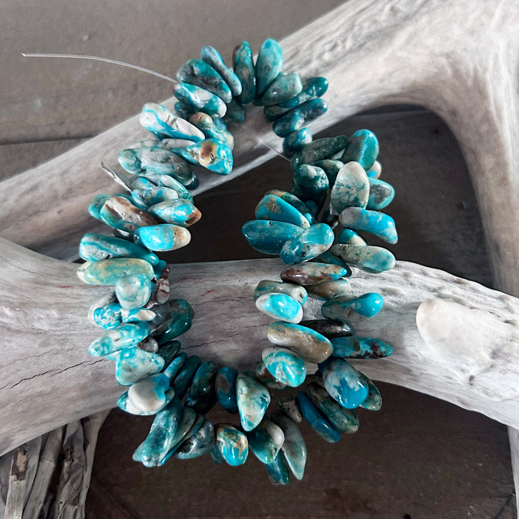 Fox Nevada Turquoise Beads Large Petal Pendants 16-20mm 16"