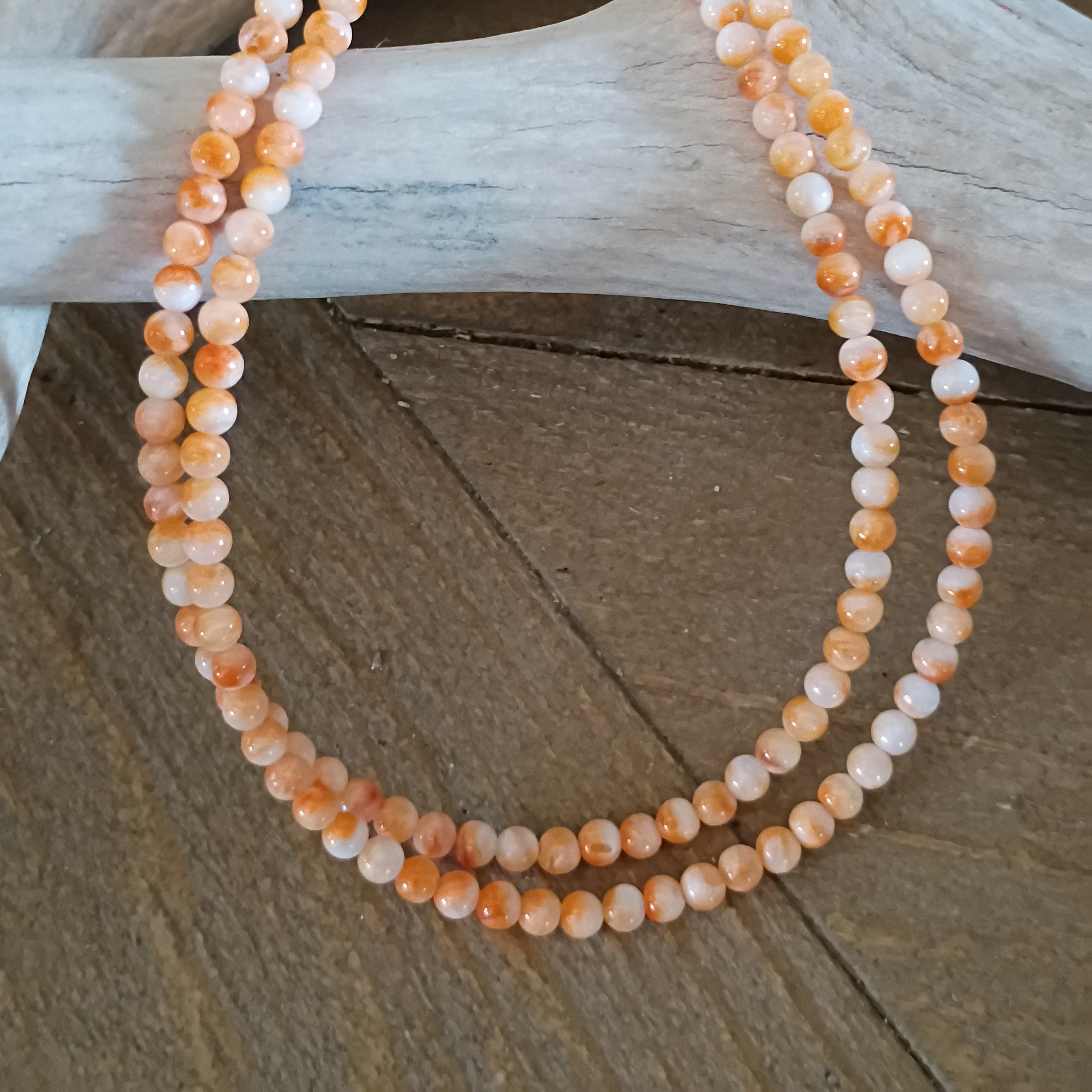 AAA Lite Apricot Orange Spiny Oyster Beads Round 4mm 16"