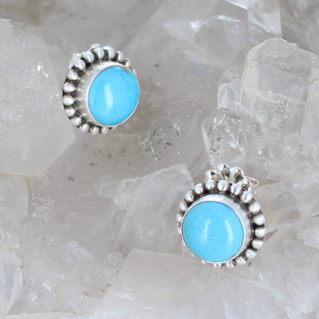 Kingman Turquoise Earrings Round 9.5mm Post Style