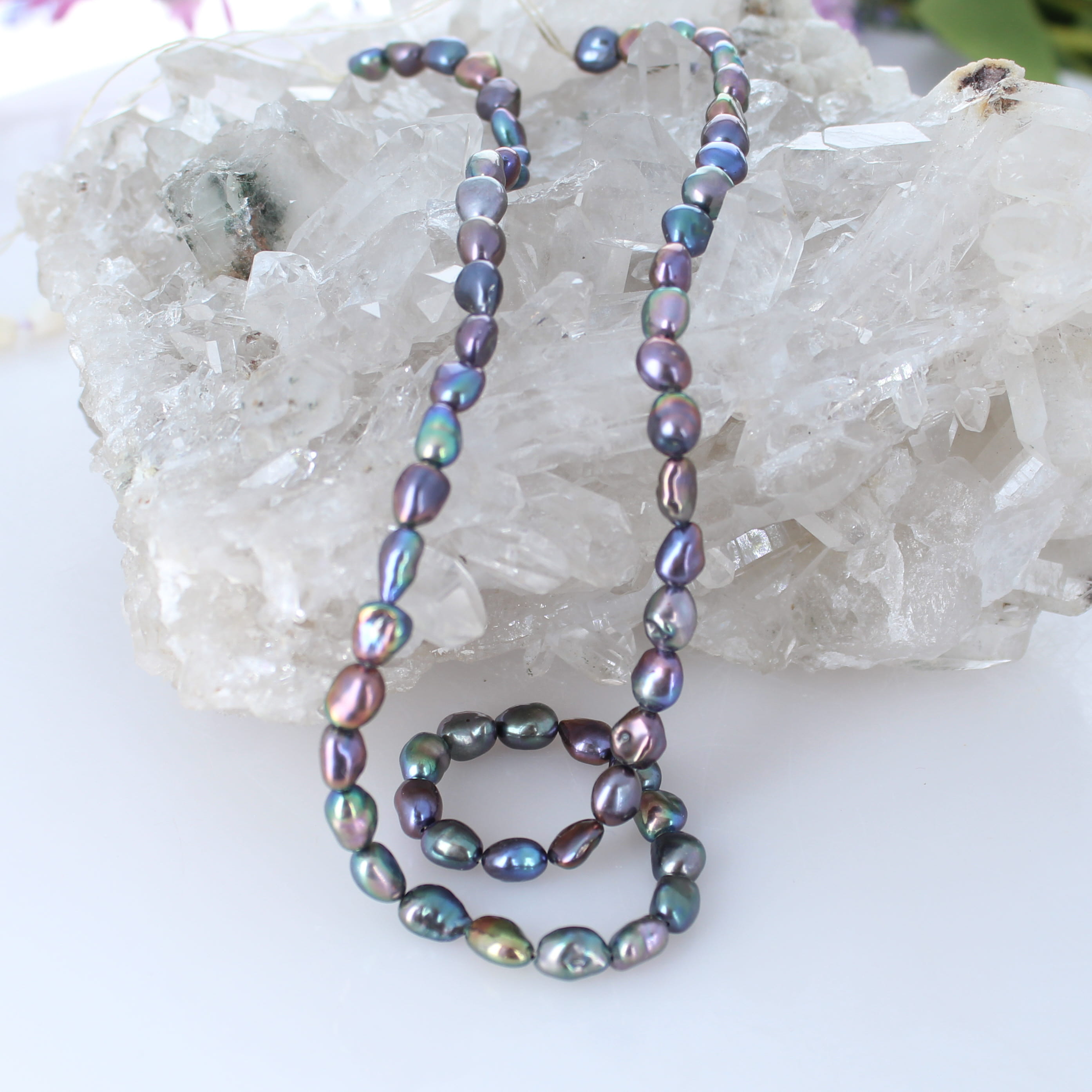 Purple Blue Peacock Pearls 5x6mm 16"
