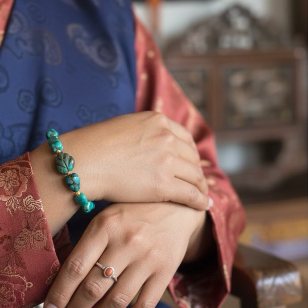 Stunning Antique Tibetan Turquoise and 18K Gold Bracelet