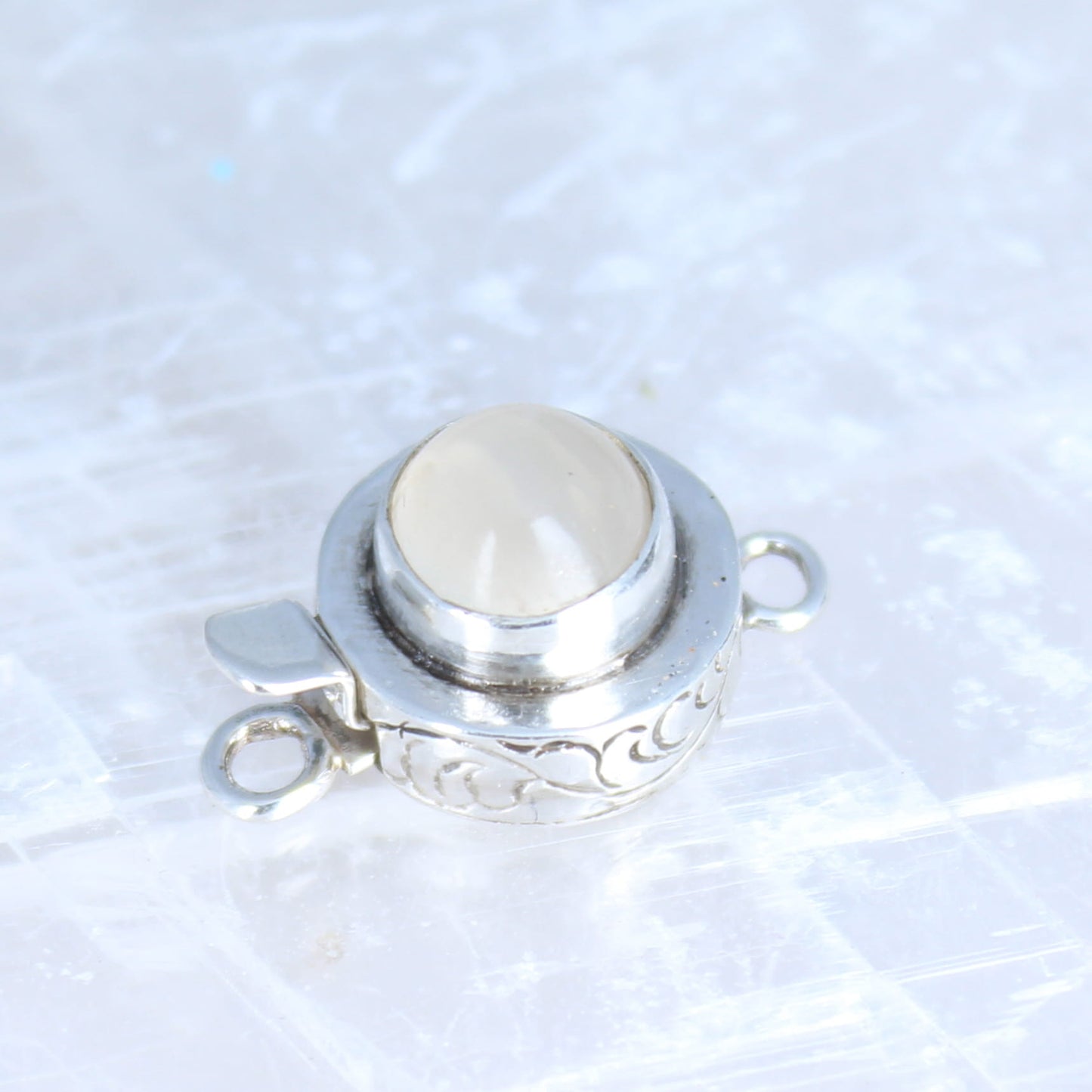 Cream Catseye Moonstone Clasp 10mm Round Sterling Silver