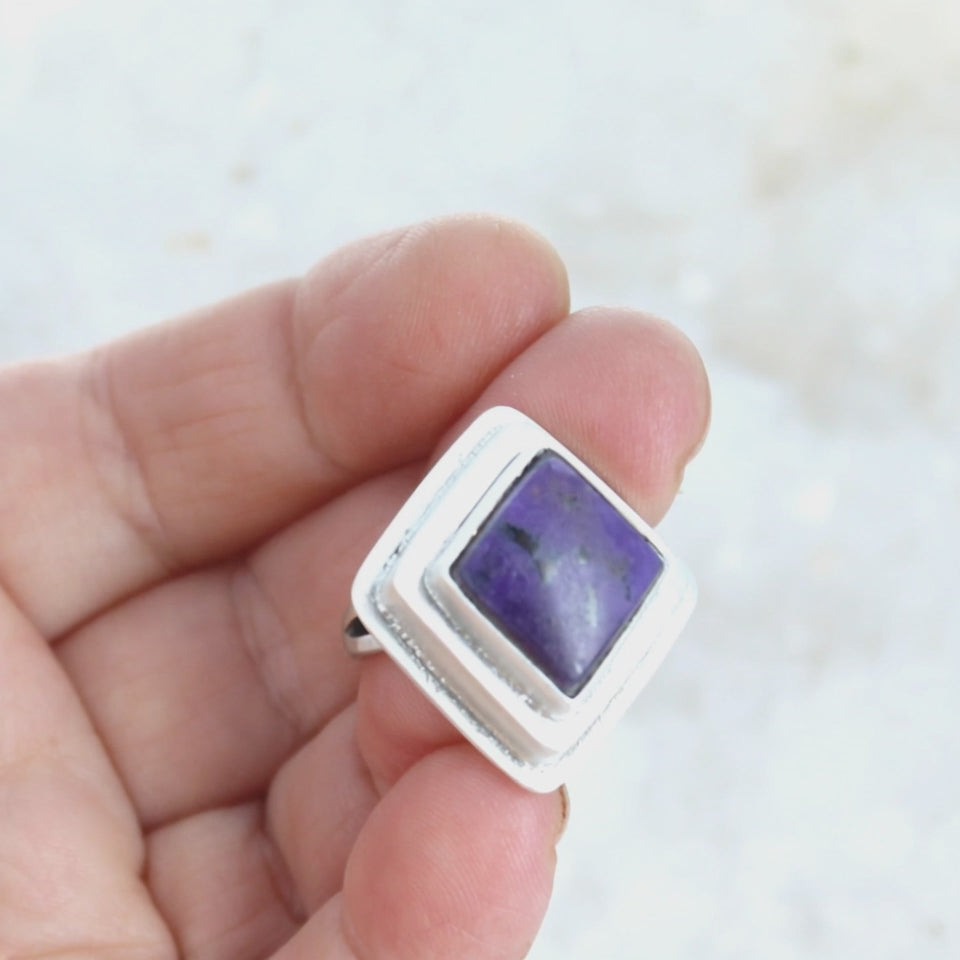 Regal SUGILITE RING Kite Shaped Sterling Size 6.5